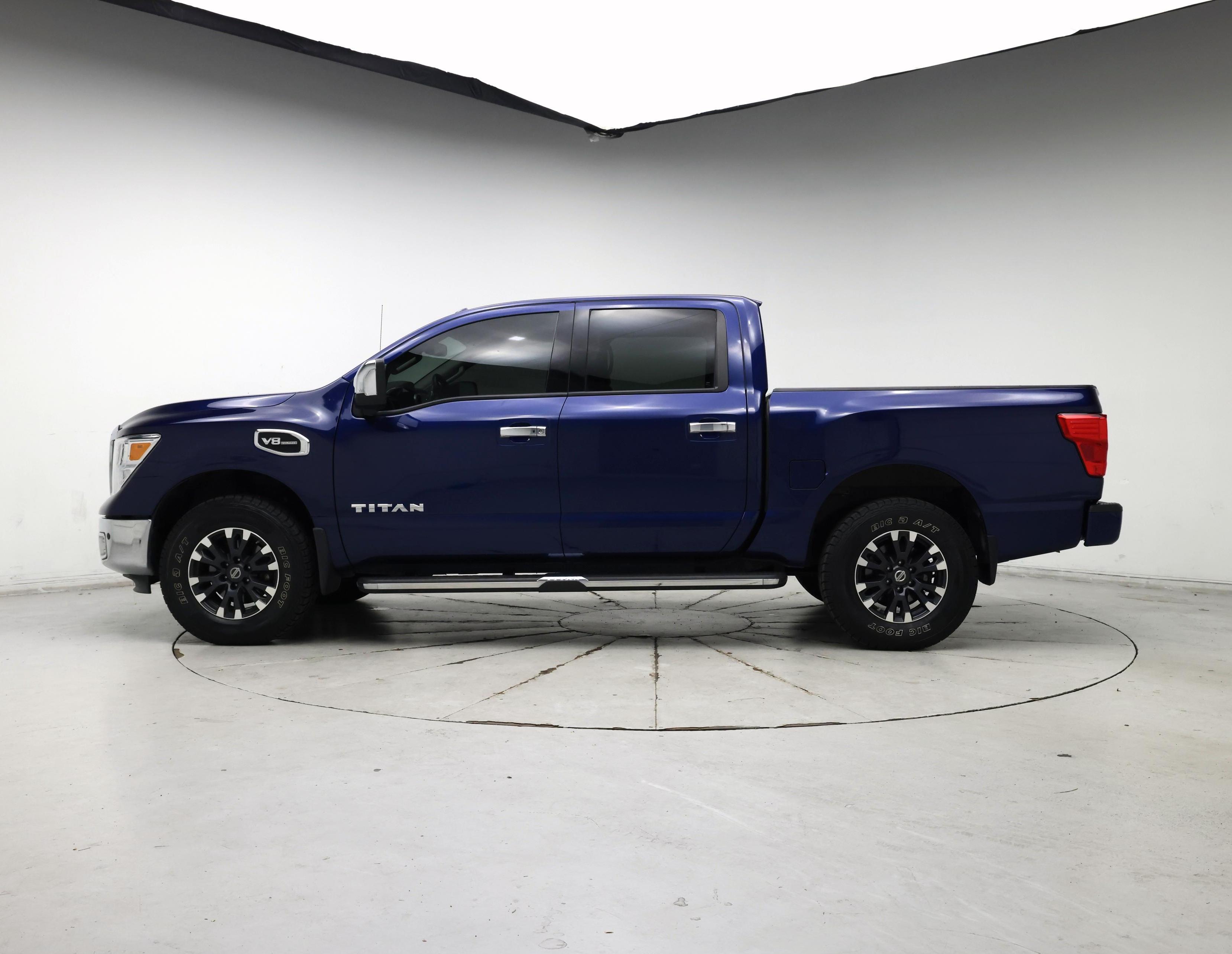 Thumbnail: 2017 Nissan Titan - 3