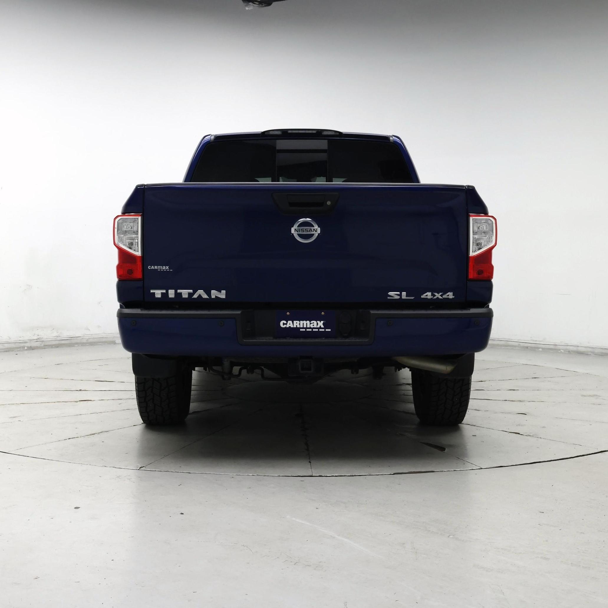 Thumbnail: 2017 Nissan Titan - 6