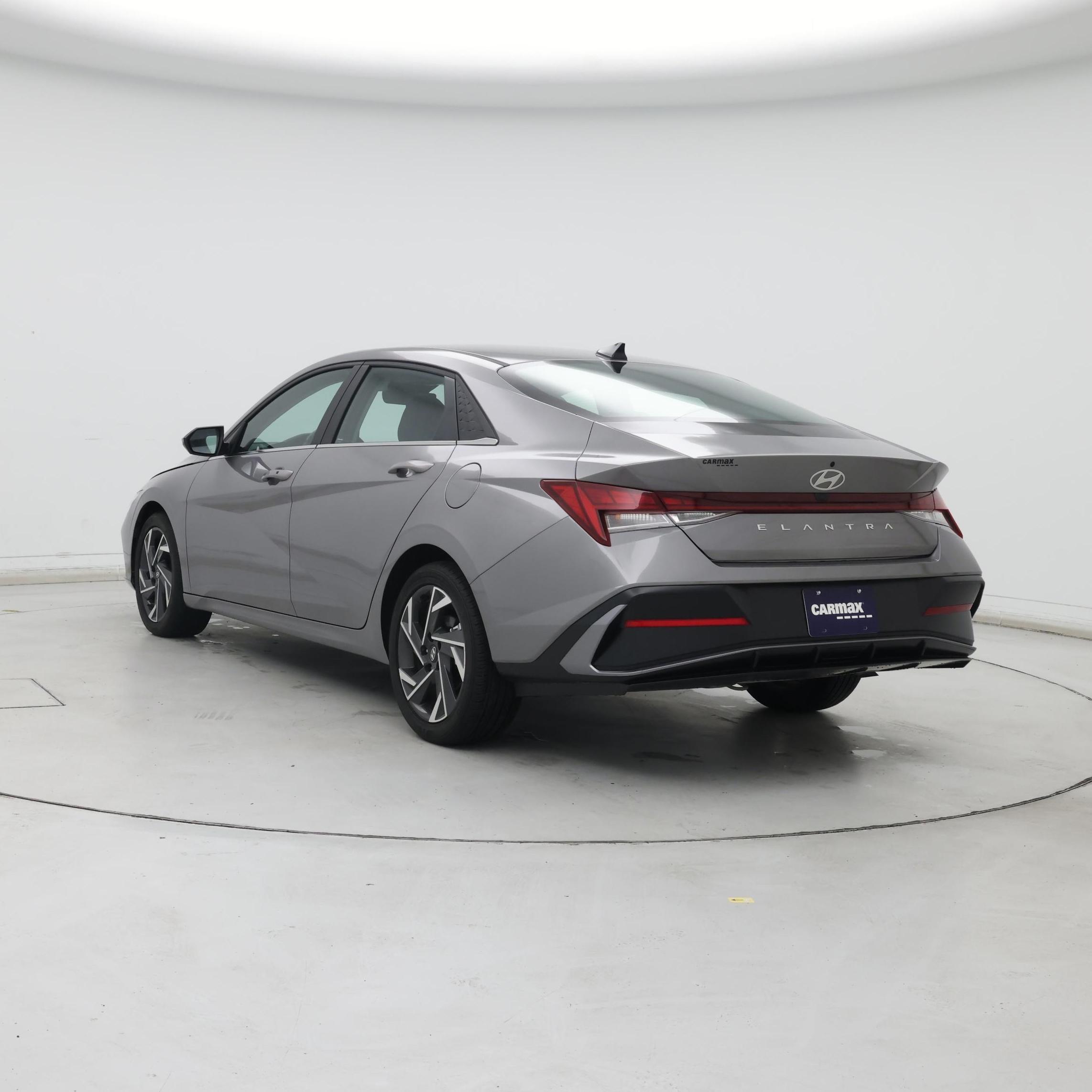 Thumbnail: 2024 Hyundai Elantra - 2
