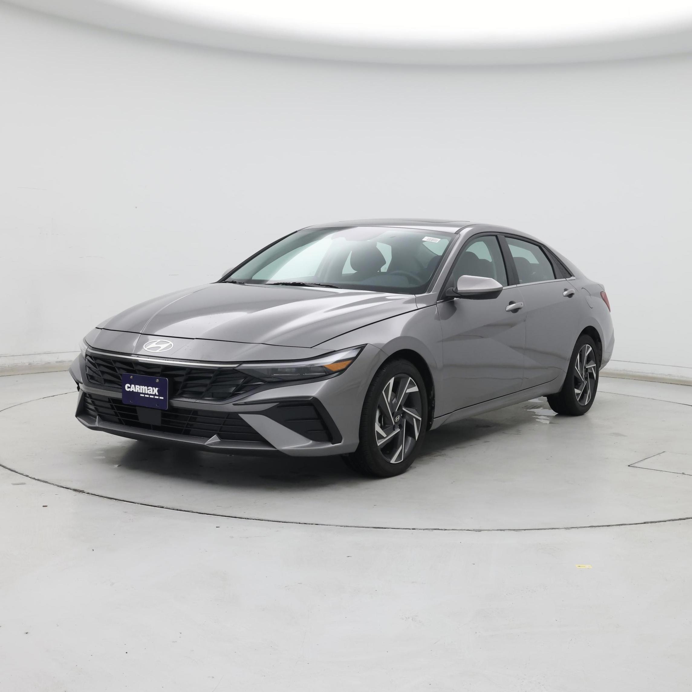Thumbnail: 2024 Hyundai Elantra - 4