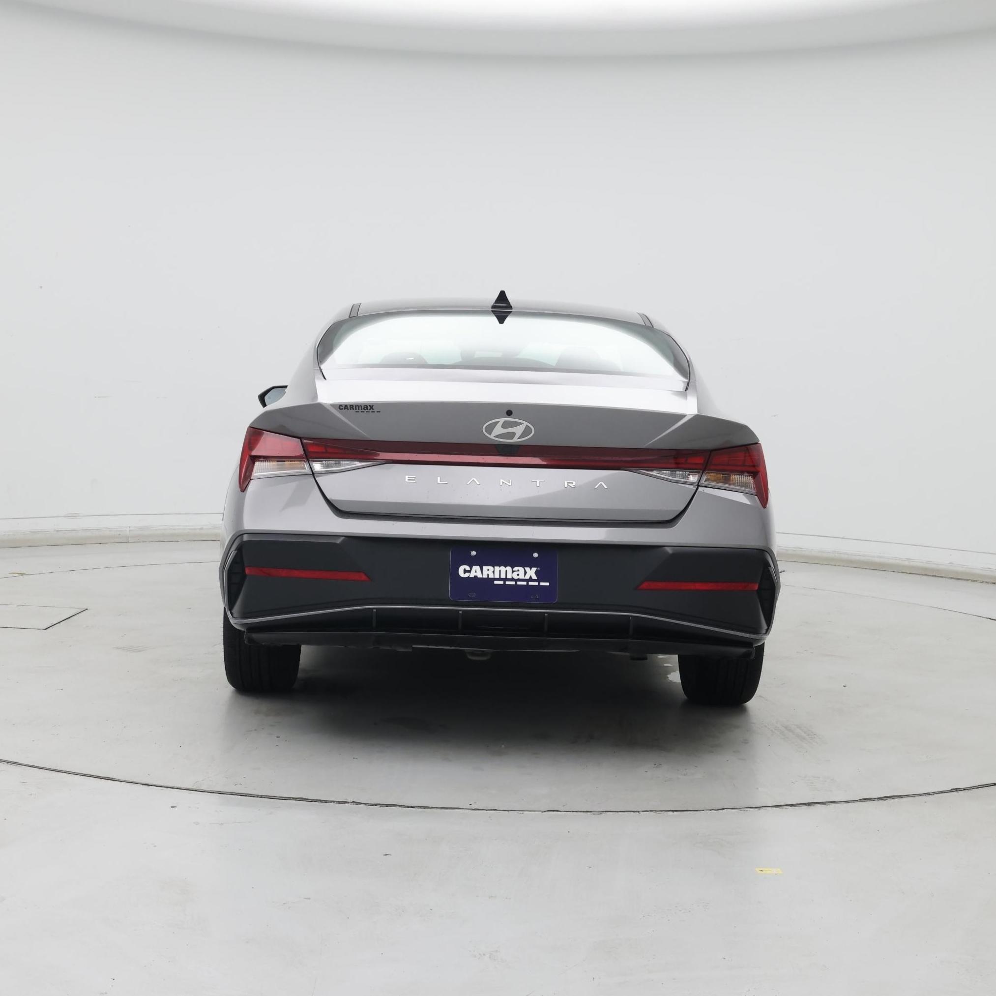Thumbnail: 2024 Hyundai Elantra - 6