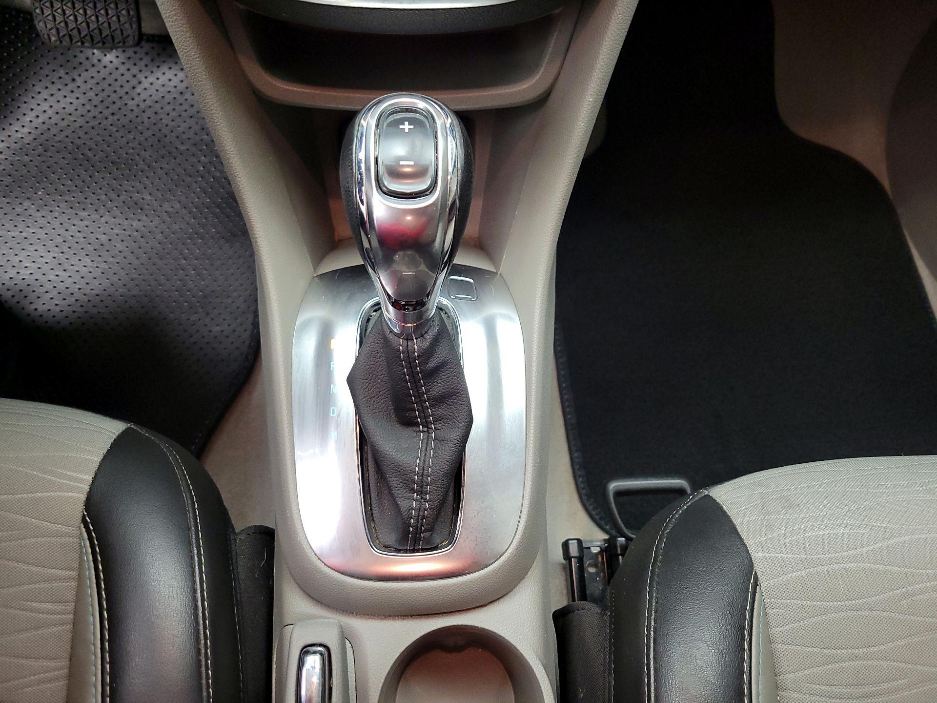 Thumbnail: 2016 Buick Encore - 17