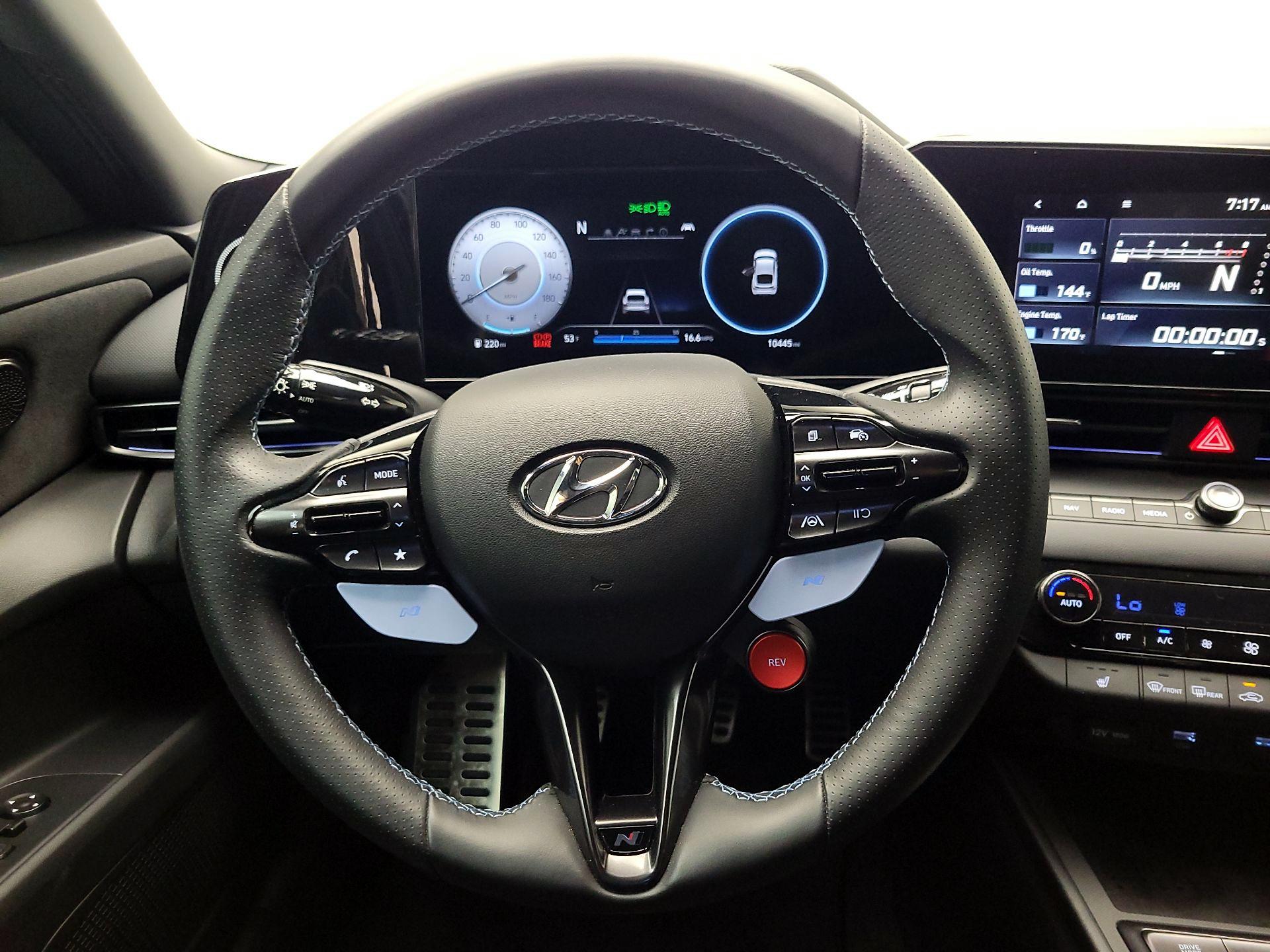 Thumbnail: 2022 Hyundai Elantra - 10
