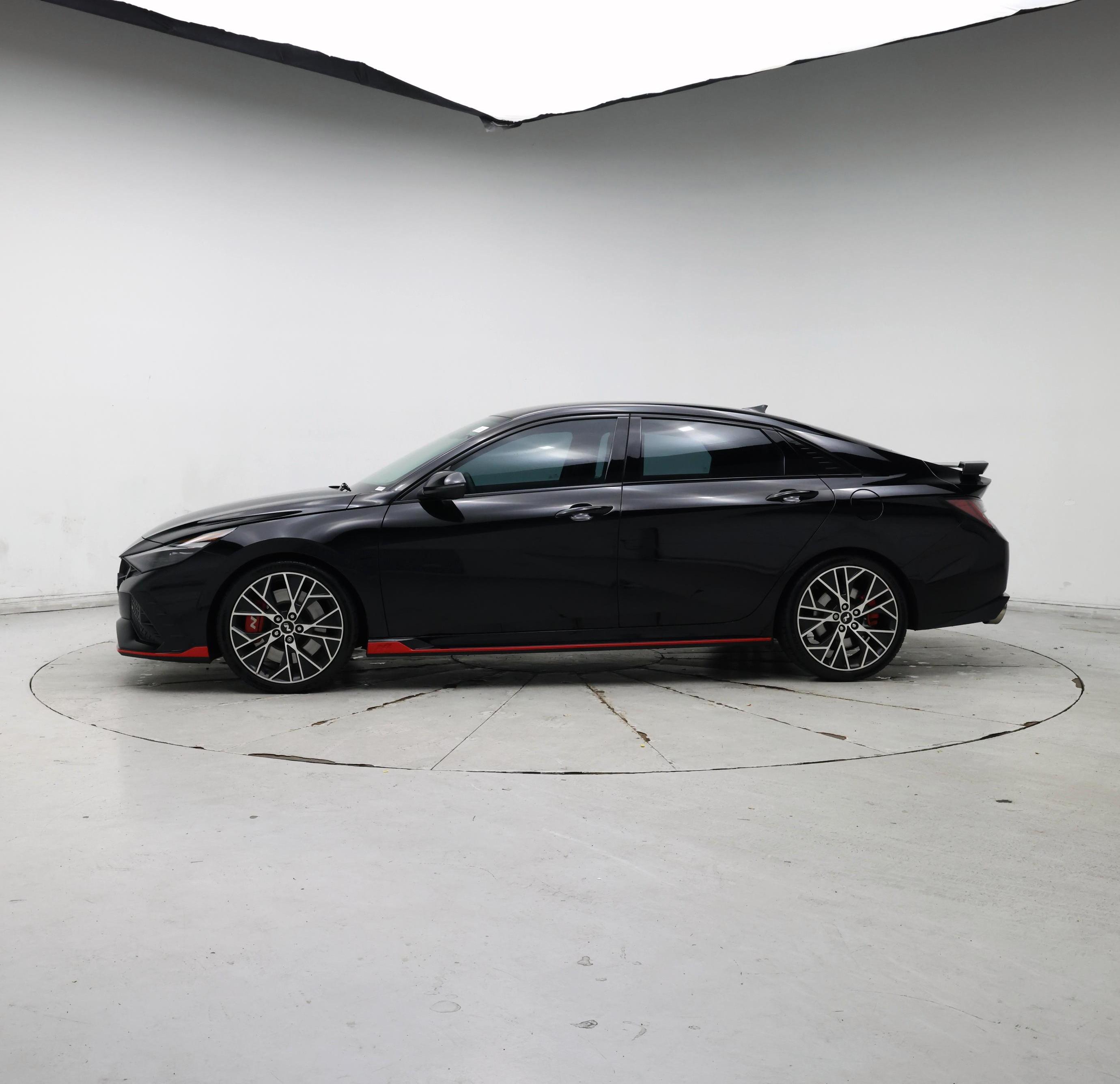Thumbnail: 2022 Hyundai Elantra - 3