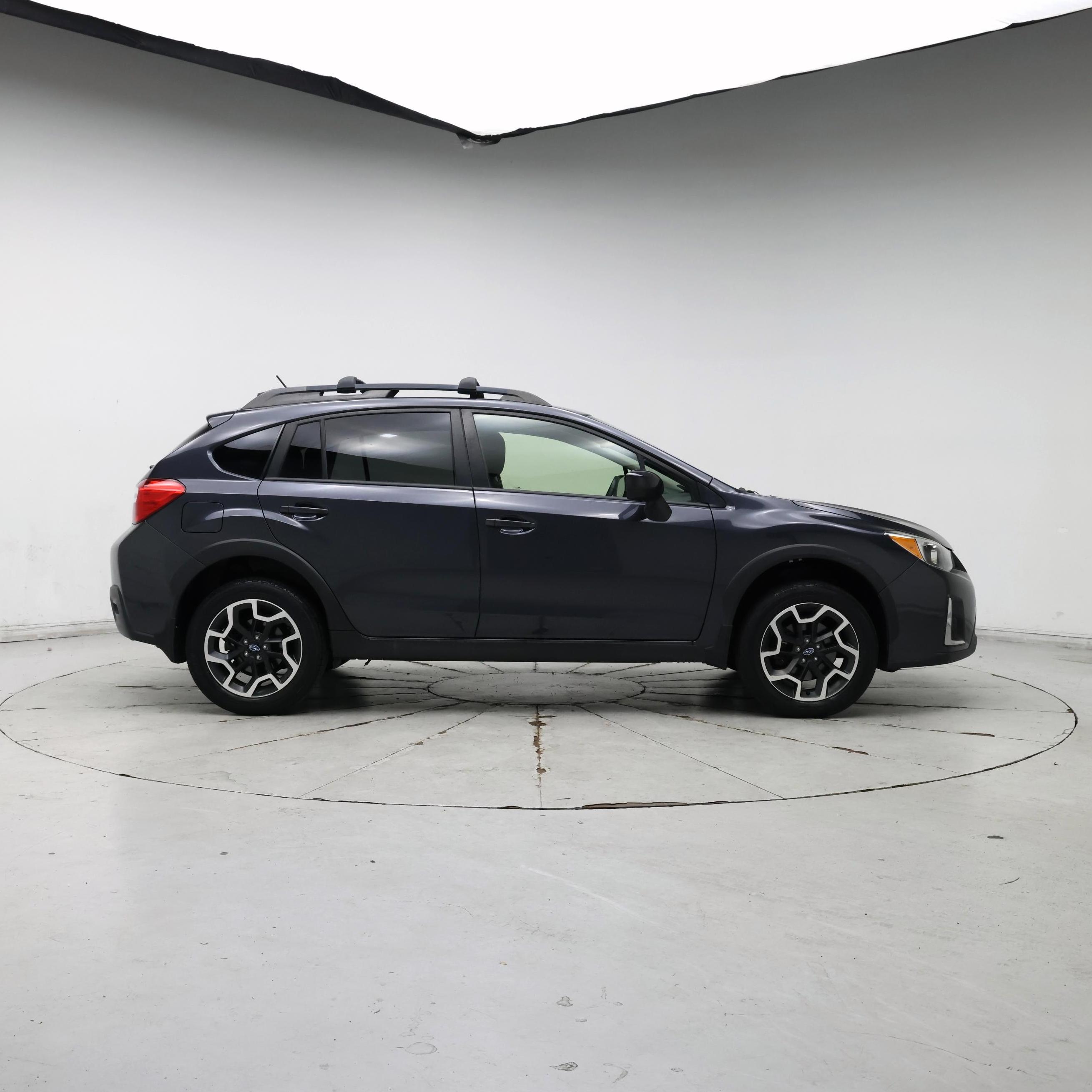 Thumbnail: 2017 Subaru Crosstrek - 7