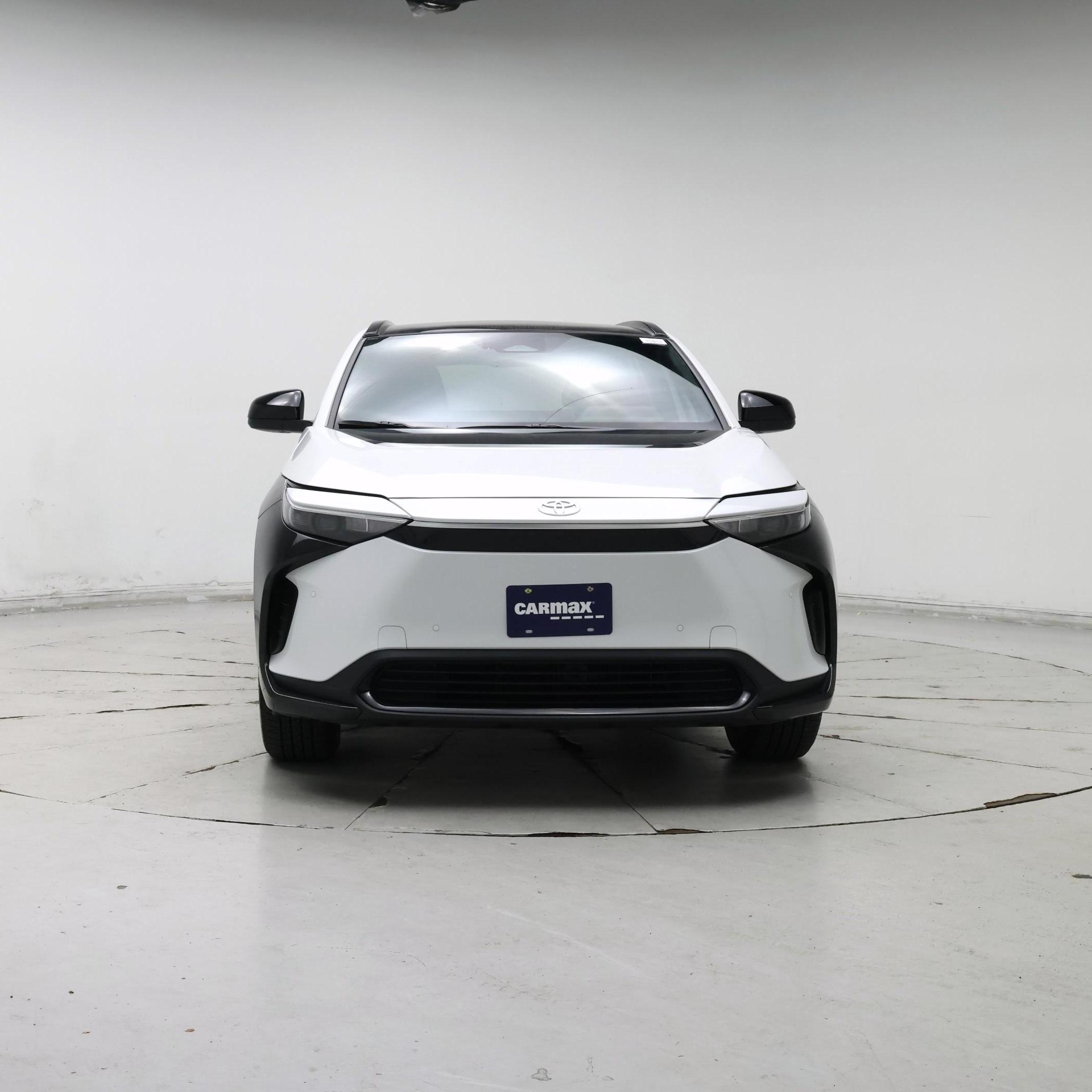 Thumbnail: 2025 Toyota bZ4X - 5