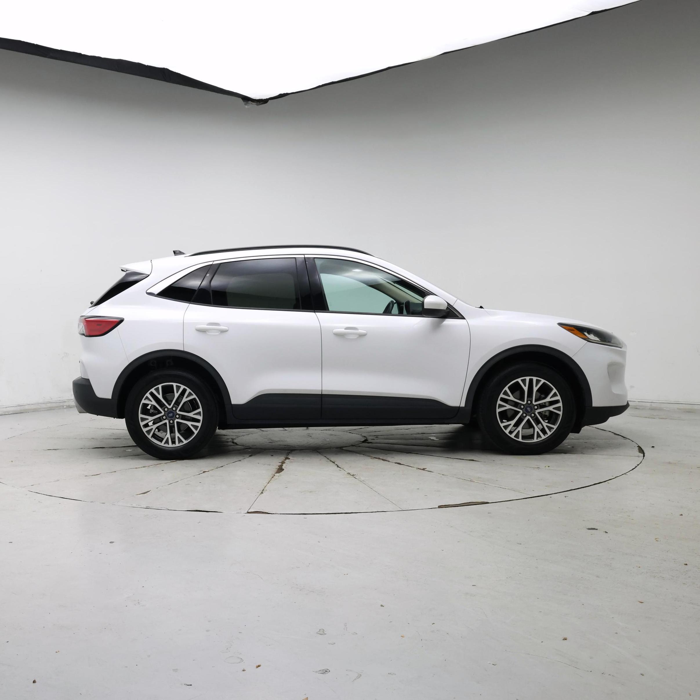 Thumbnail: 2020 Ford Escape - 7