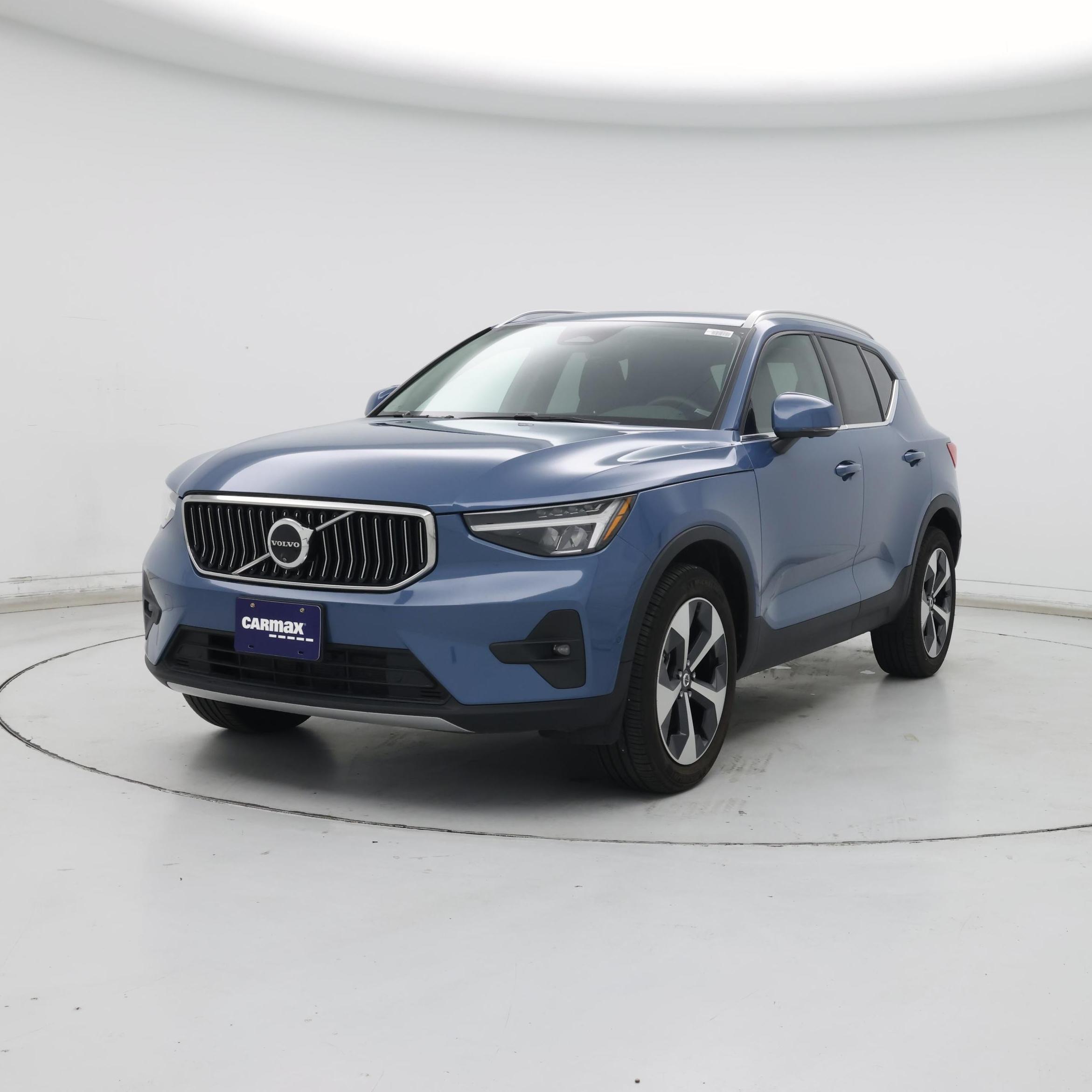 Thumbnail: 2024 Volvo XC40 - 4