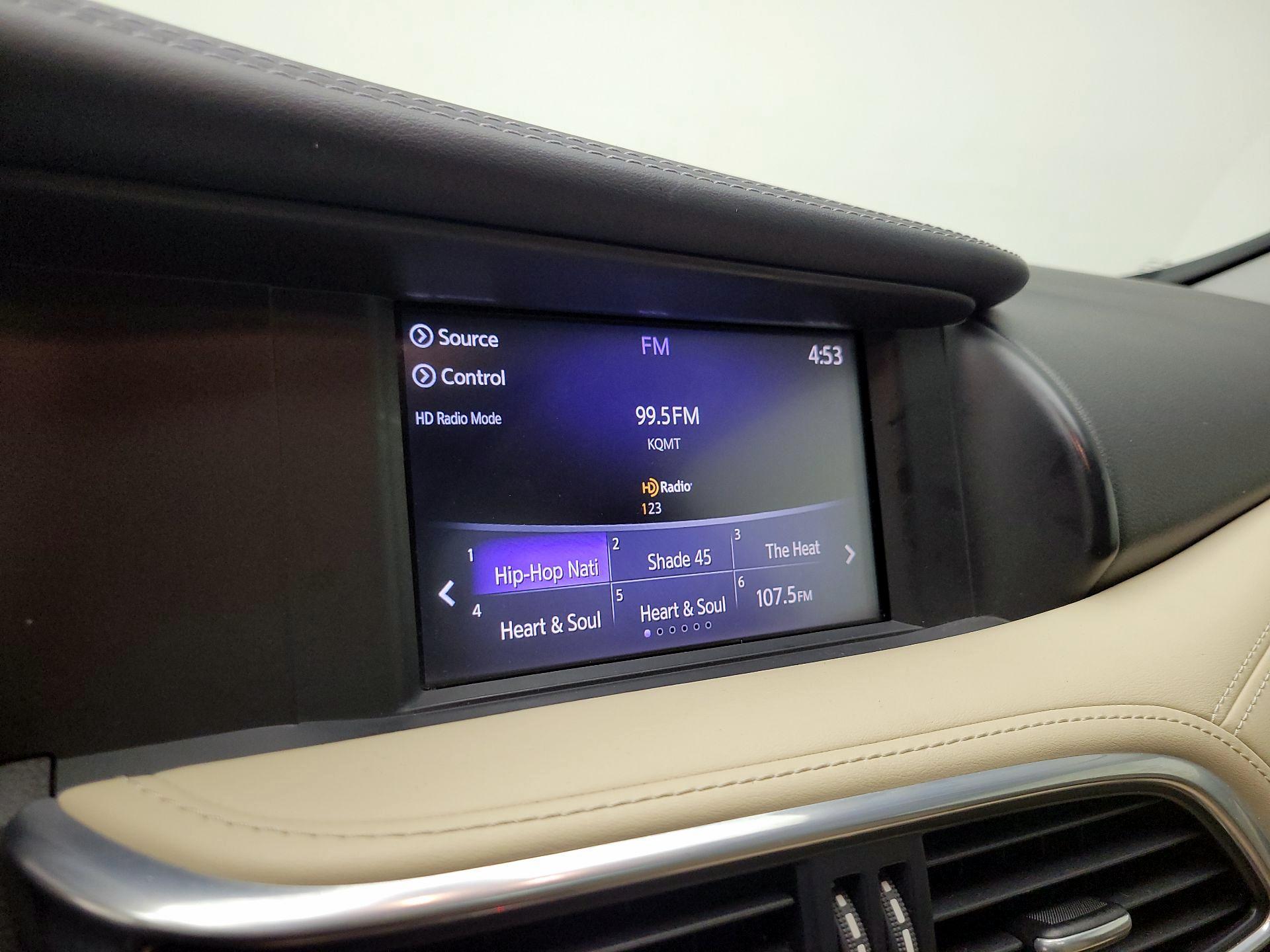 Thumbnail: 2019 INFINITI QX30 - 16