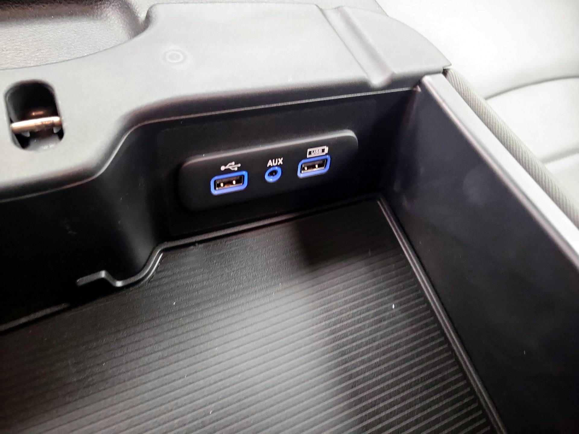 Thumbnail: 2019 RAM 1500 Classic - 18