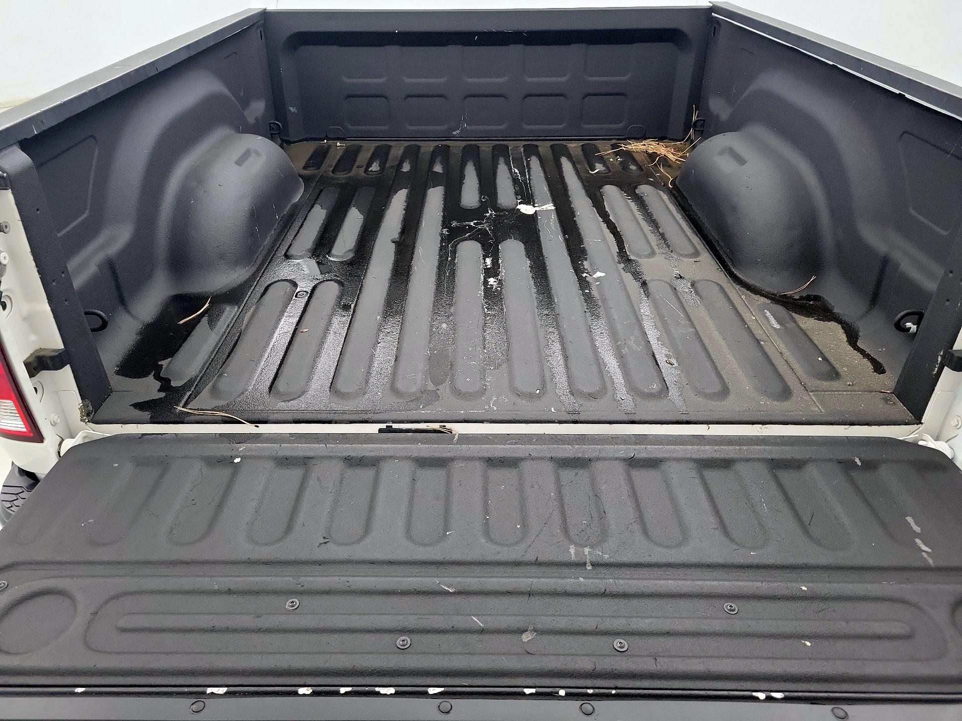 Thumbnail: 2019 RAM 1500 Classic - 20