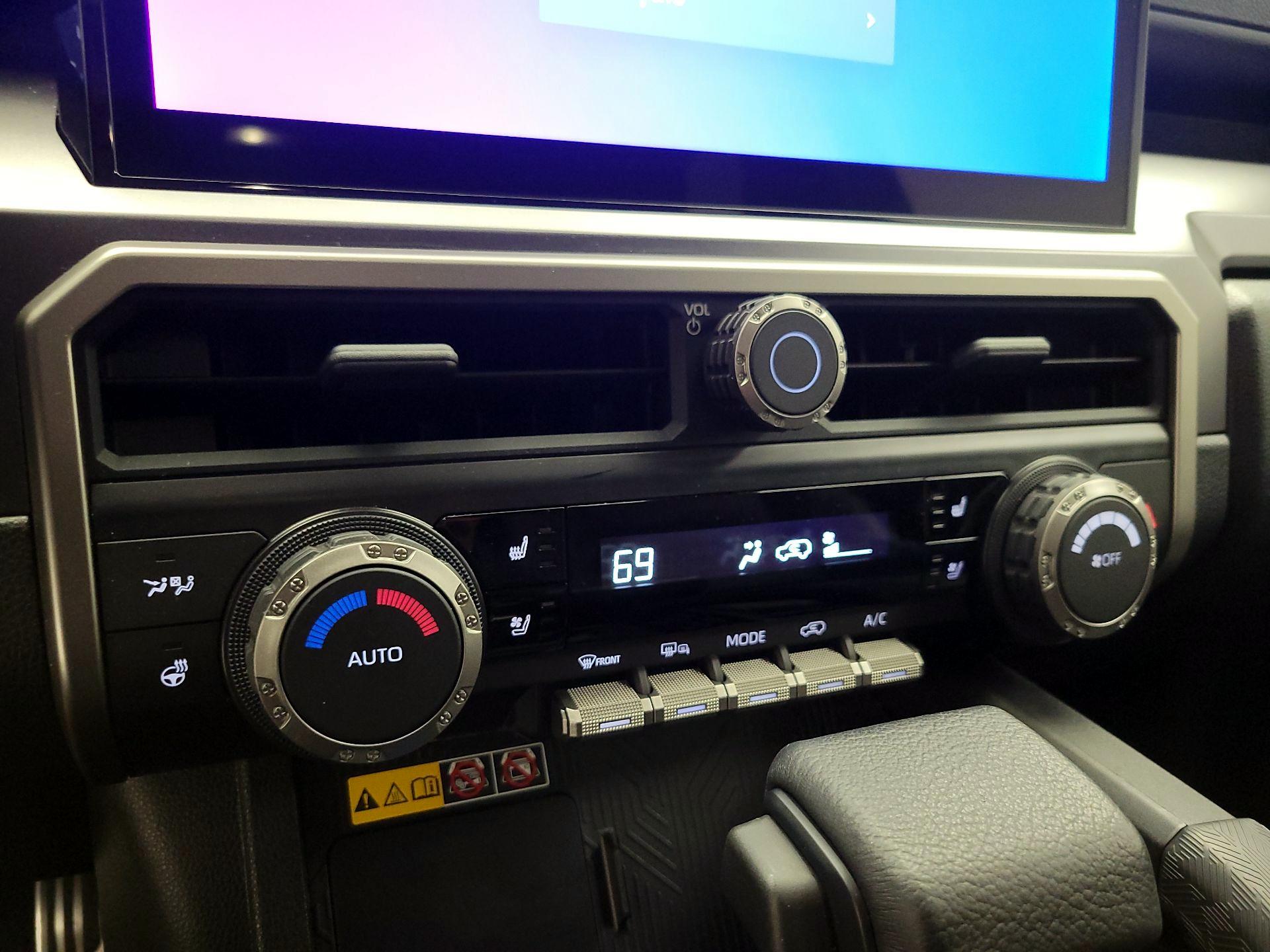 Thumbnail: 2025 Toyota 4Runner - 16