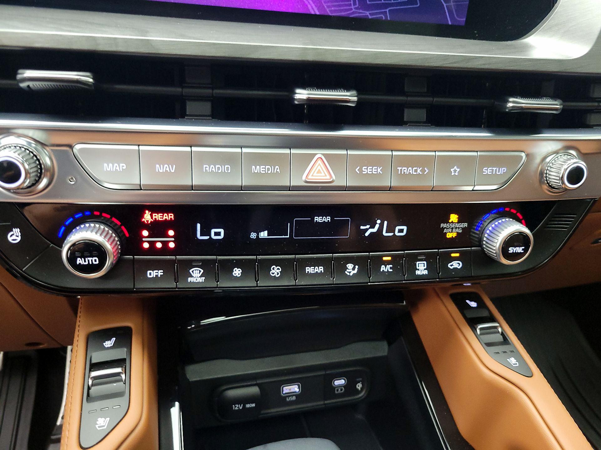 Thumbnail: 2025 Kia Telluride - 17