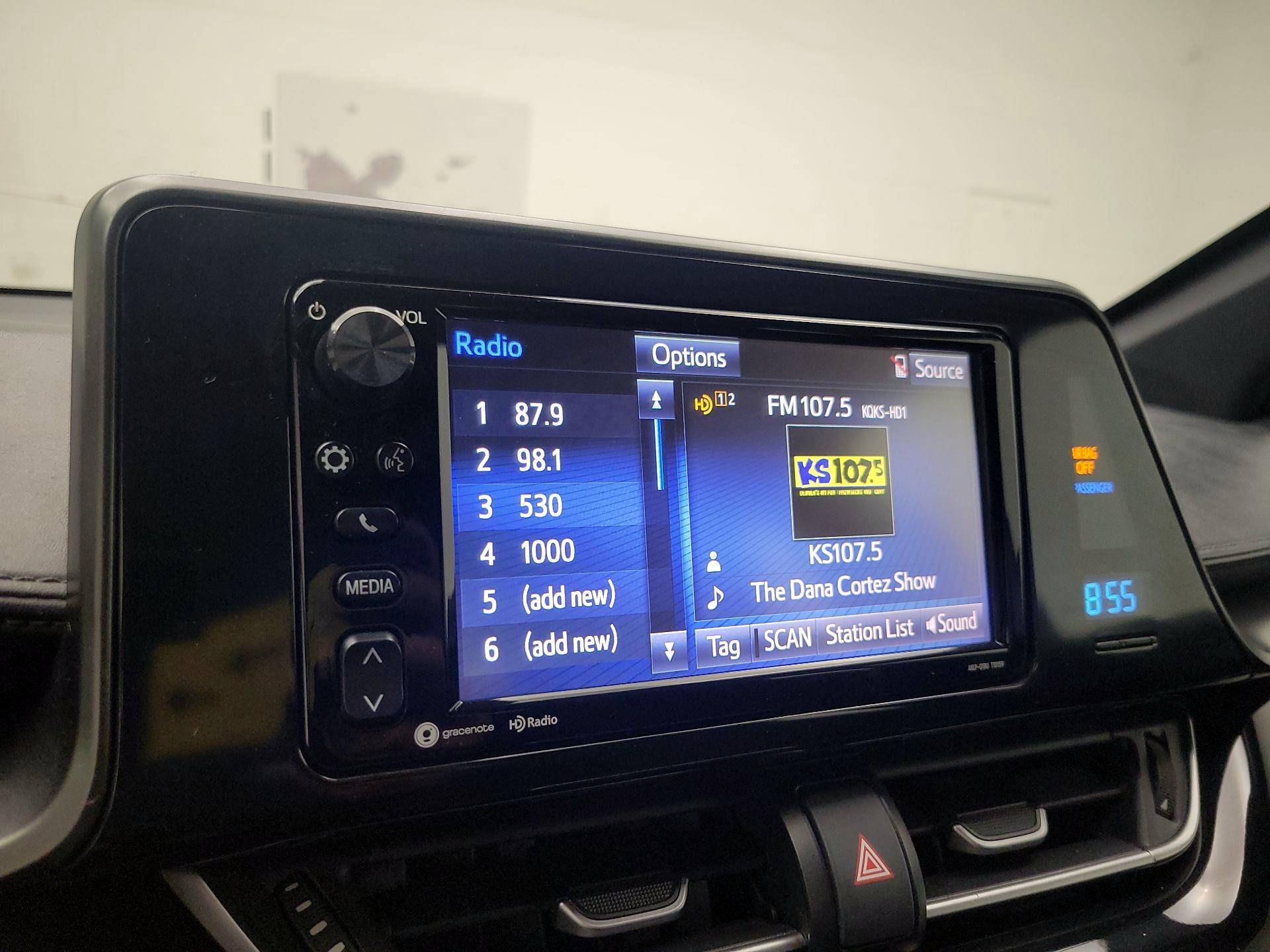 Thumbnail: 2018 Toyota C-HR - 13