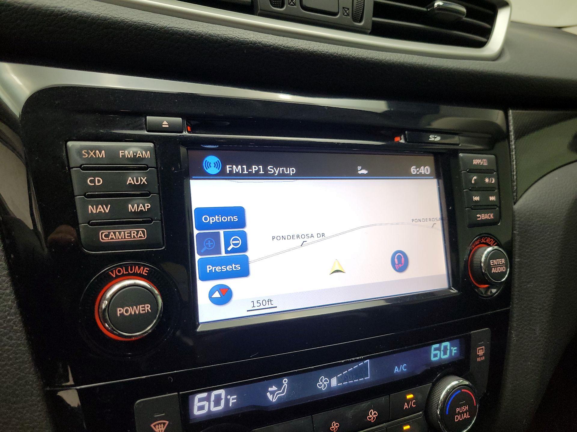 Thumbnail: 2016 Nissan Rogue - 14