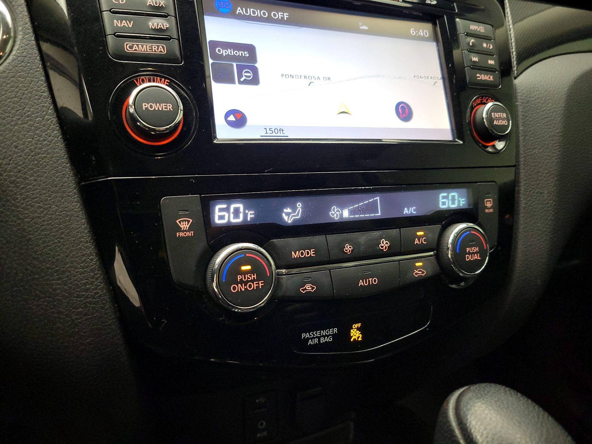 Thumbnail: 2016 Nissan Rogue - 17