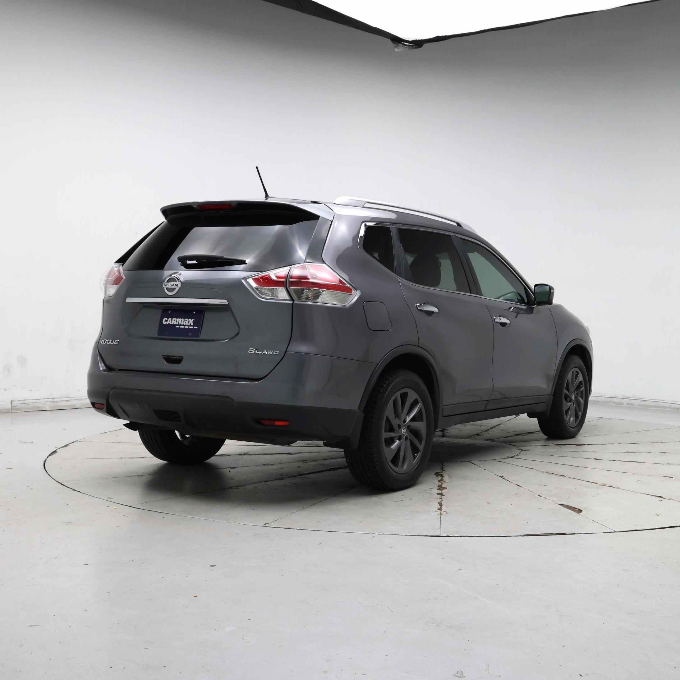 Thumbnail: 2016 Nissan Rogue - 8