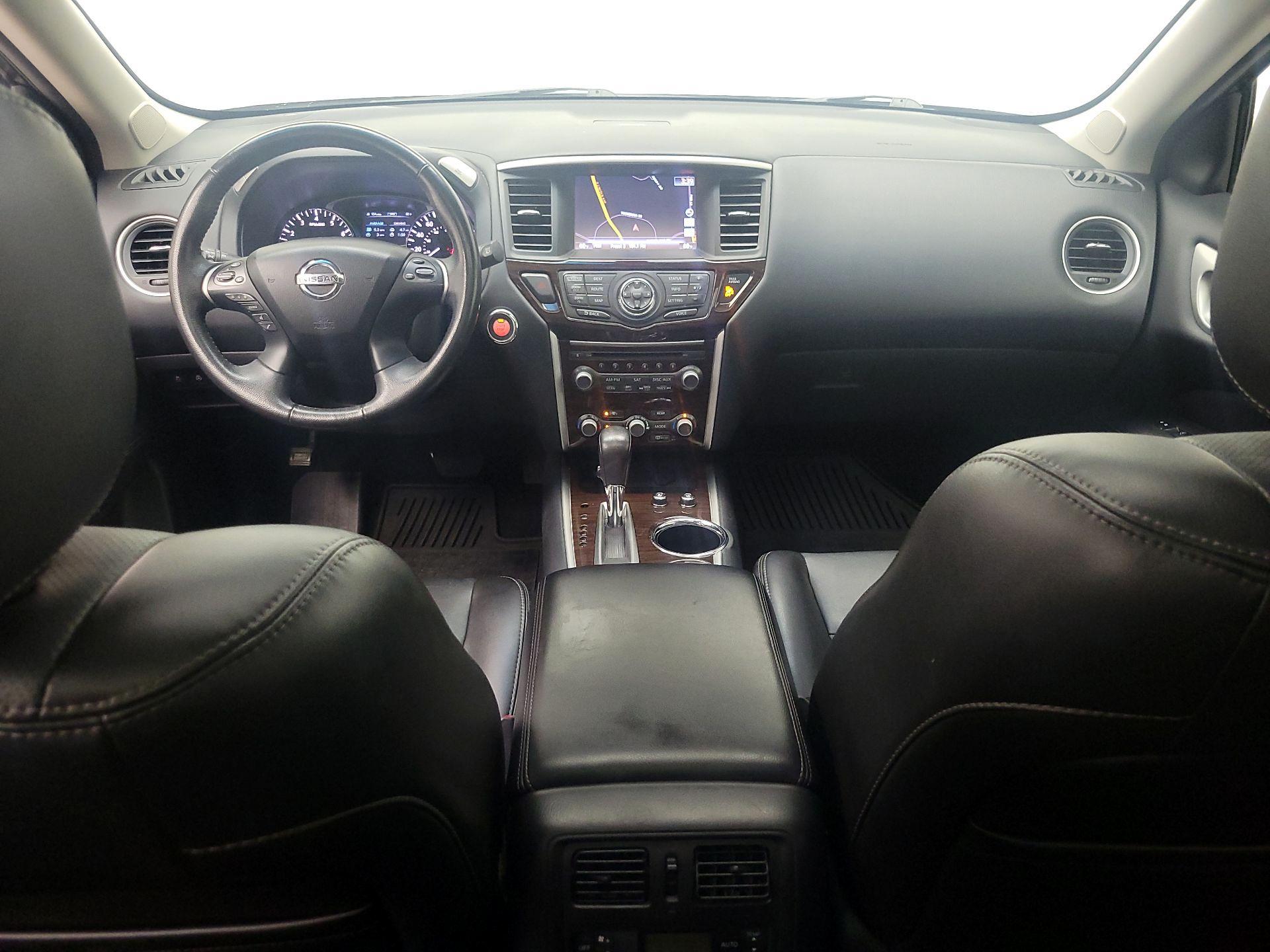 Thumbnail: 2014 Nissan Pathfinder - 9