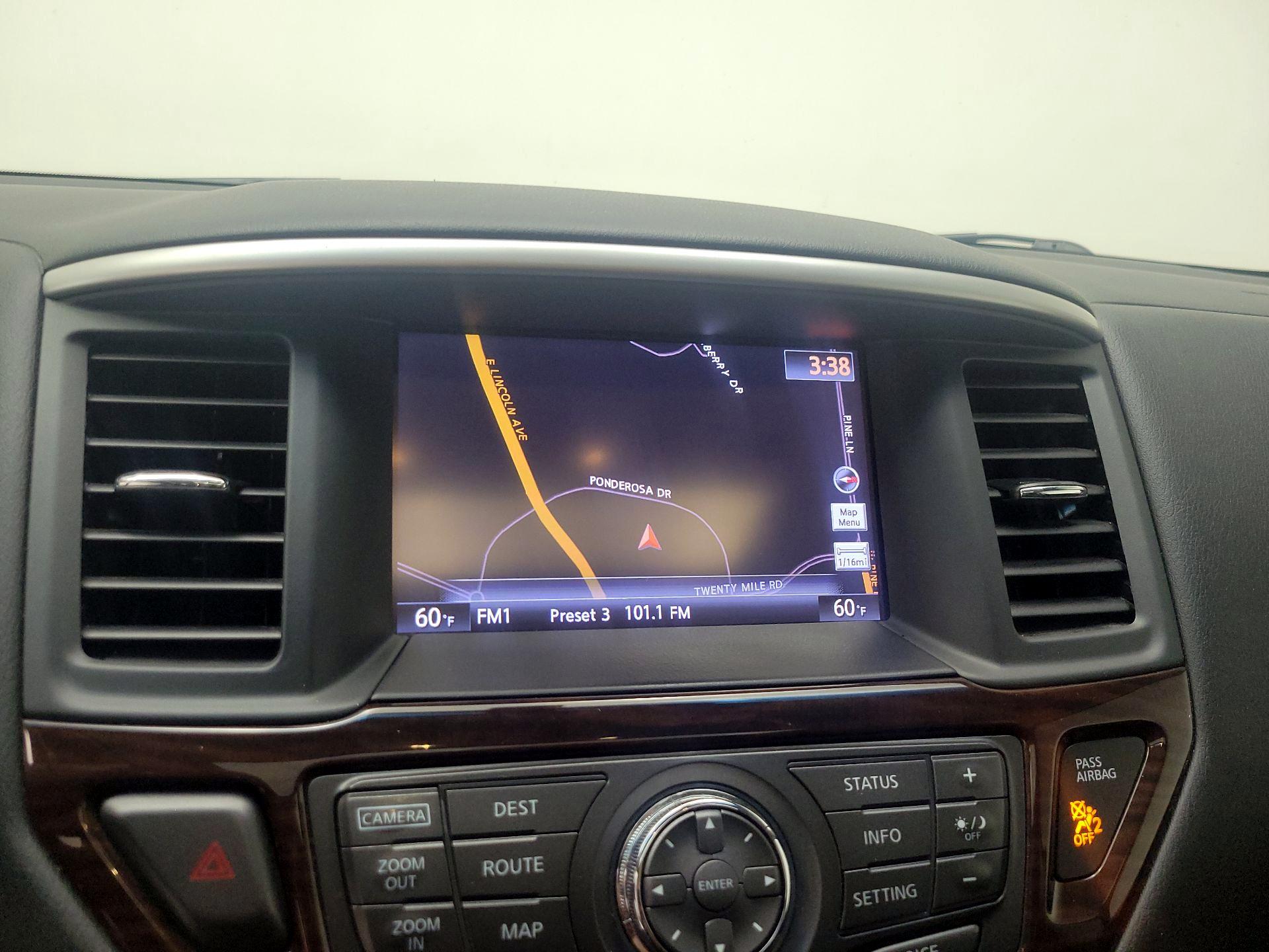Thumbnail: 2014 Nissan Pathfinder - 14
