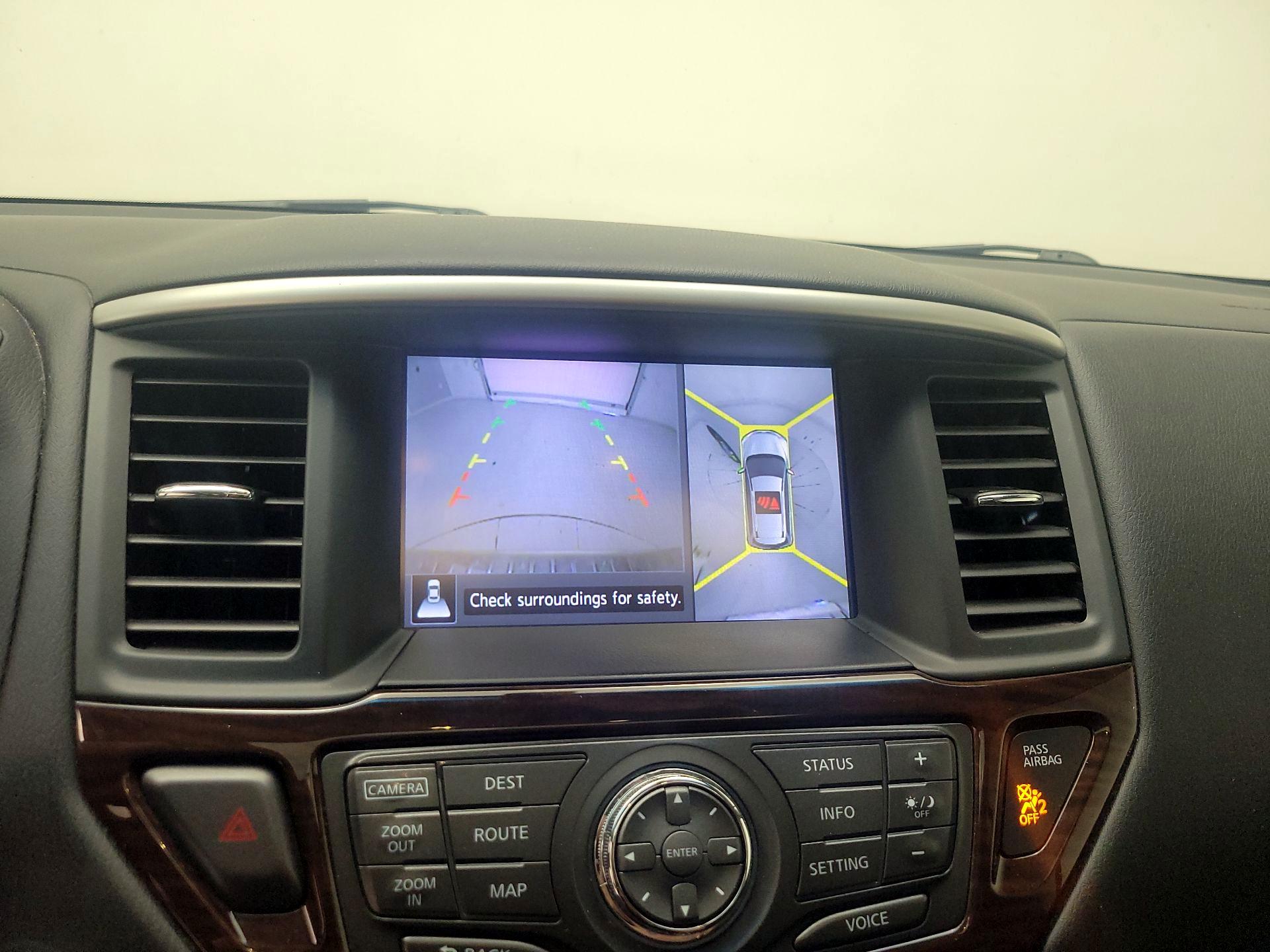 Thumbnail: 2014 Nissan Pathfinder - 15