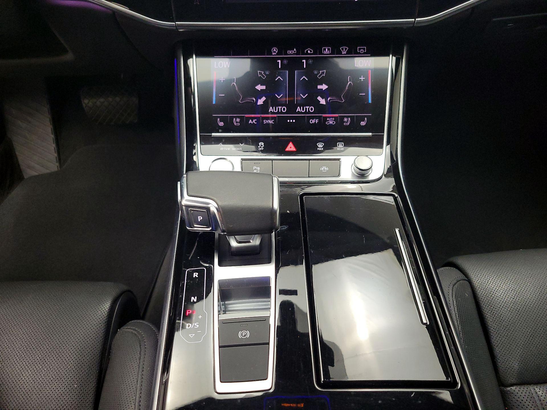 Thumbnail: 2020 Audi A8 - 18