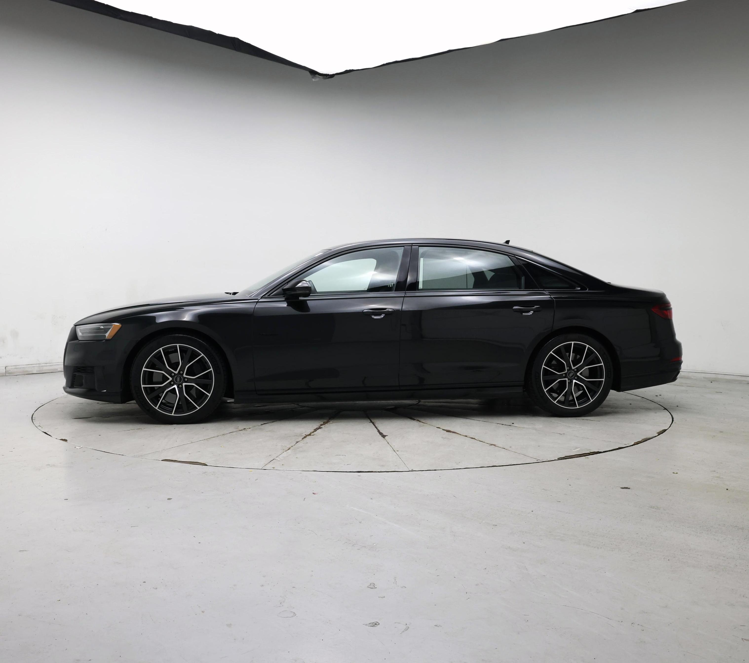 Thumbnail: 2020 Audi A8 - 3