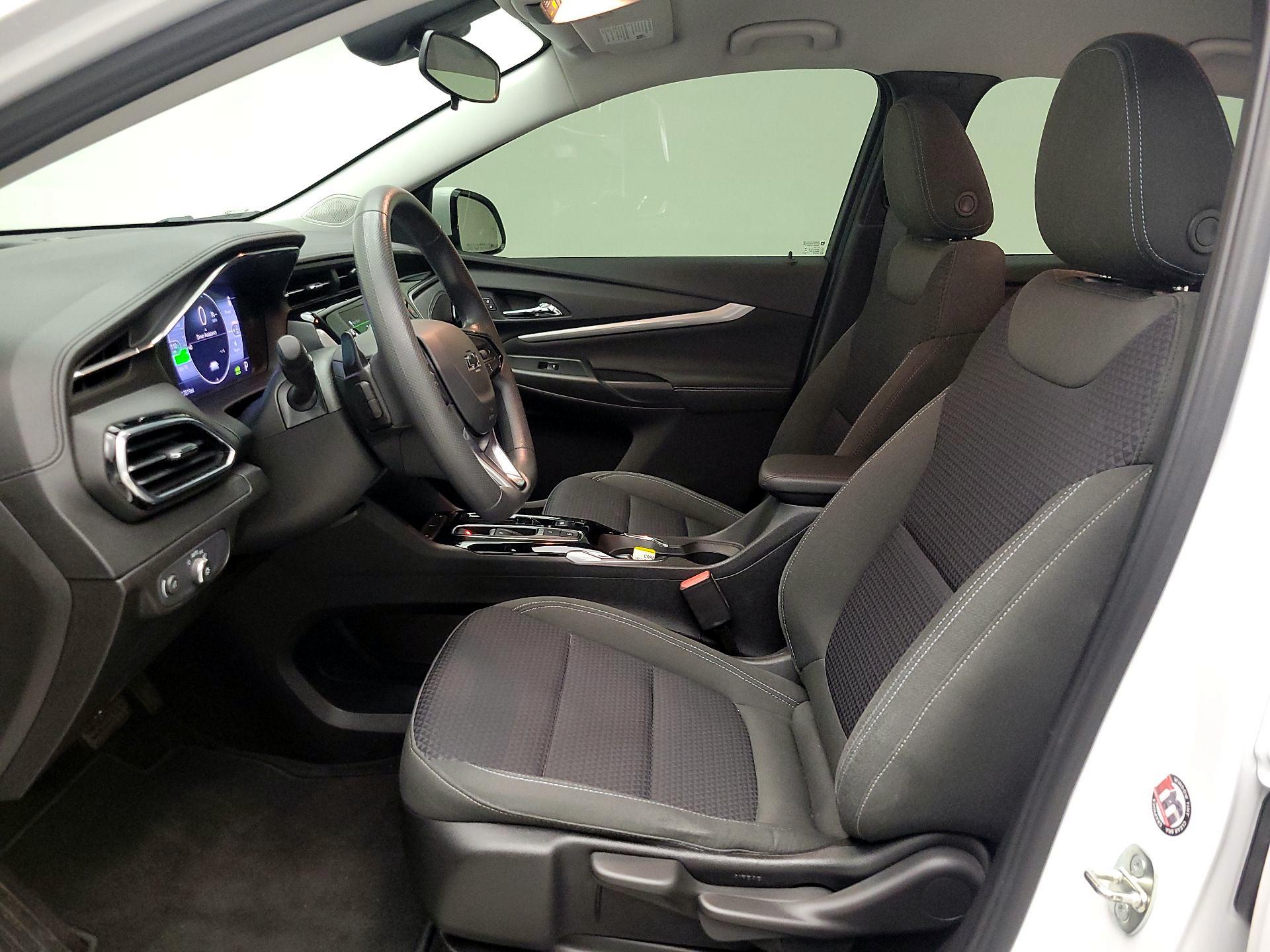 Thumbnail: 2023 Chevrolet Bolt EUV - 11