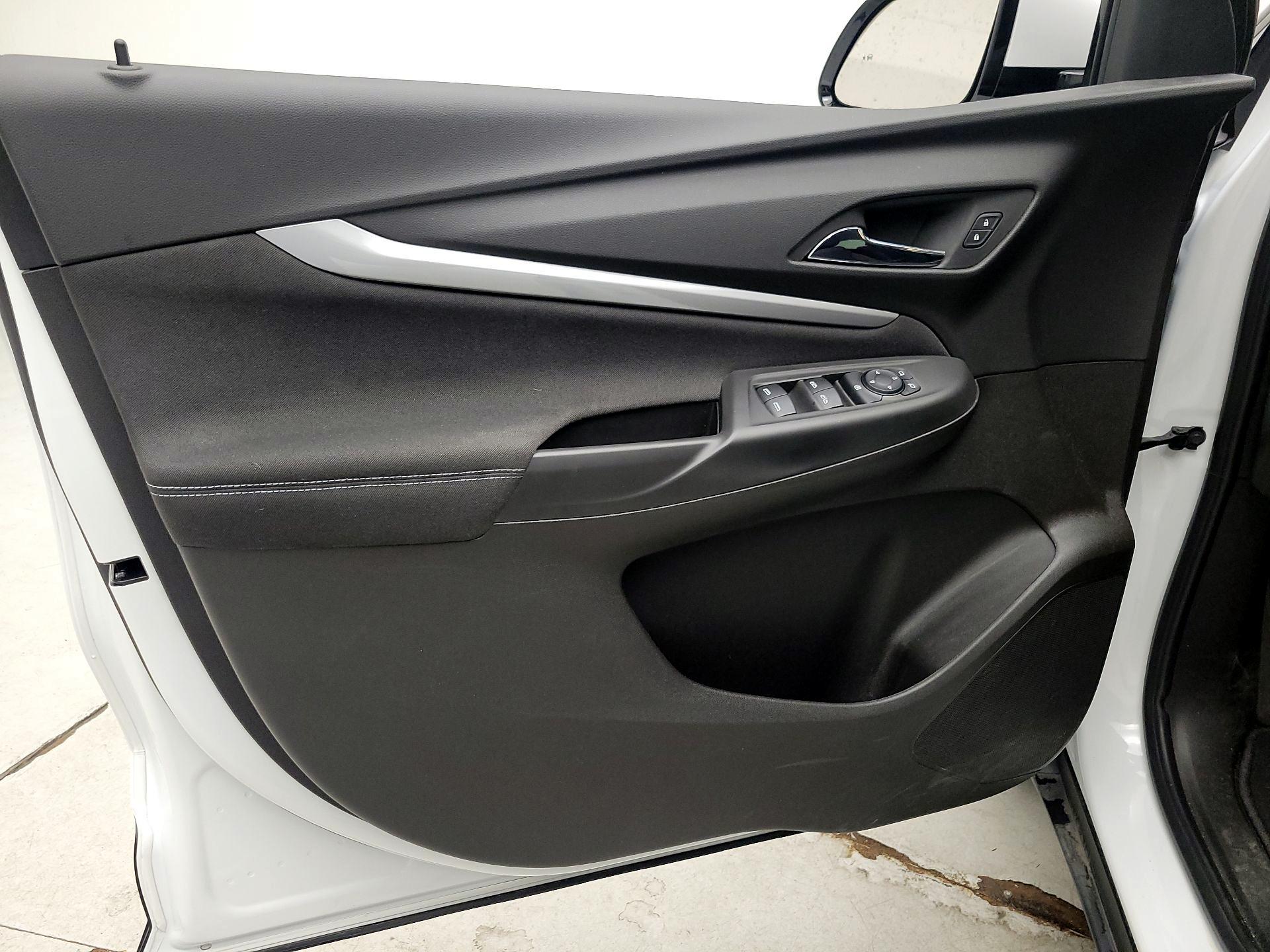 Thumbnail: 2023 Chevrolet Bolt EUV - 12