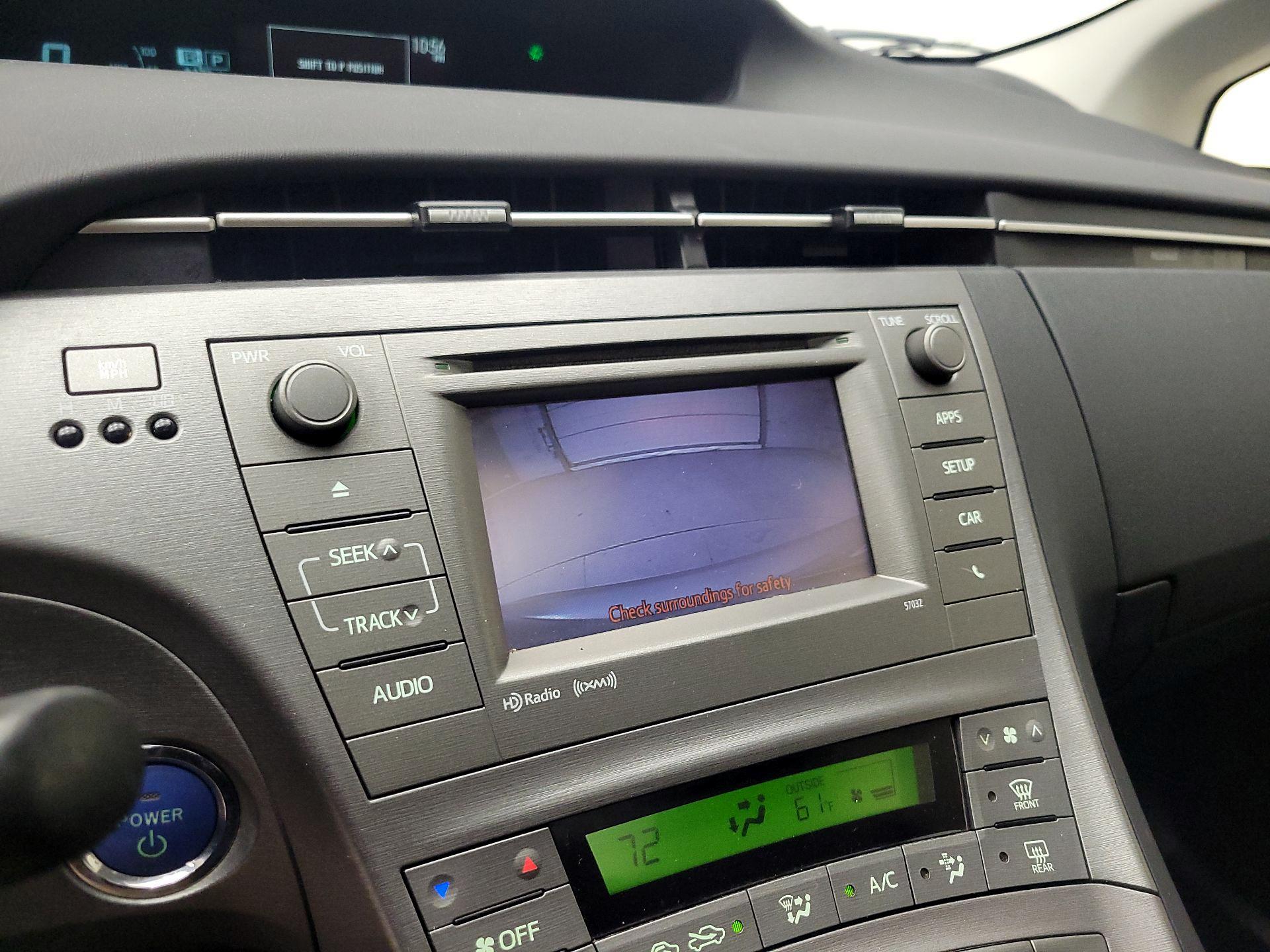 Thumbnail: 2014 Toyota Prius - 14