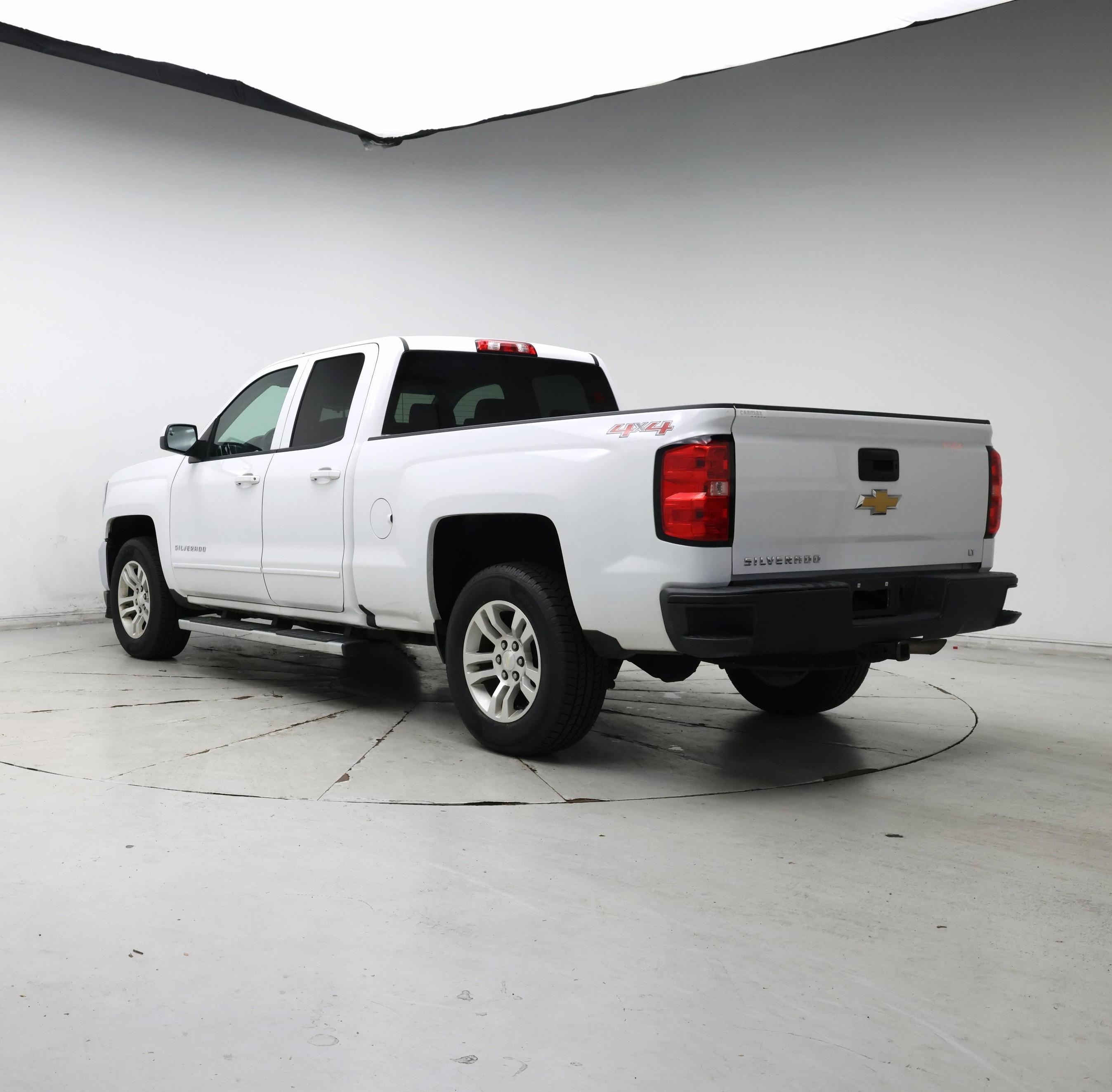Thumbnail: 2017 Chevrolet Silverado 1500 - 2