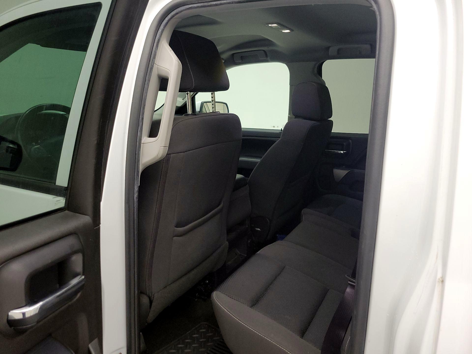Thumbnail: 2017 Chevrolet Silverado 1500 - 20