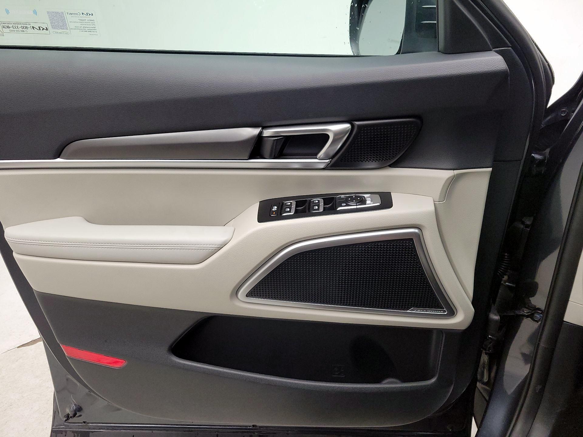 Thumbnail: 2023 Kia Telluride - 12