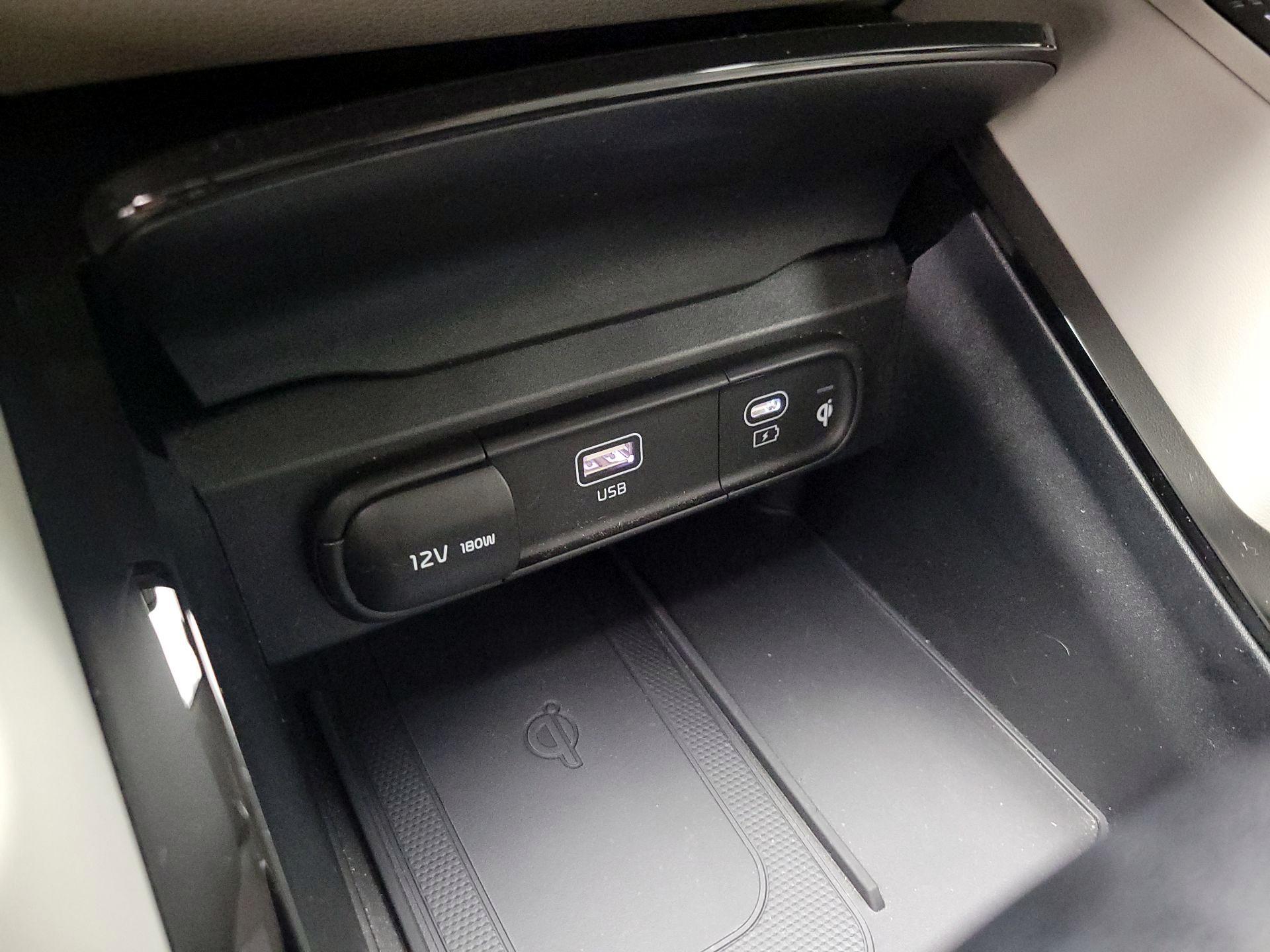 Thumbnail: 2023 Kia Telluride - 19