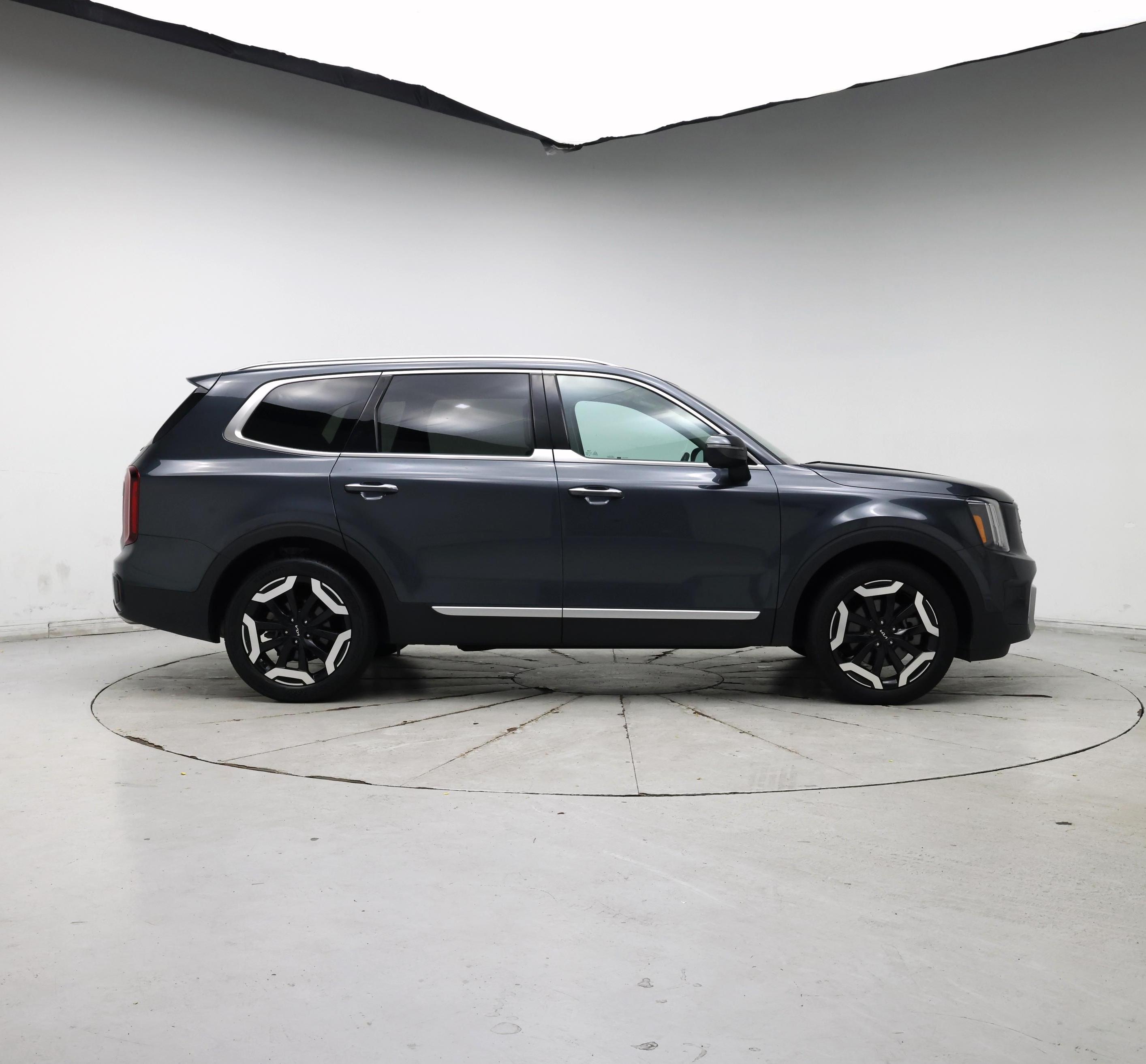 Thumbnail: 2023 Kia Telluride - 7