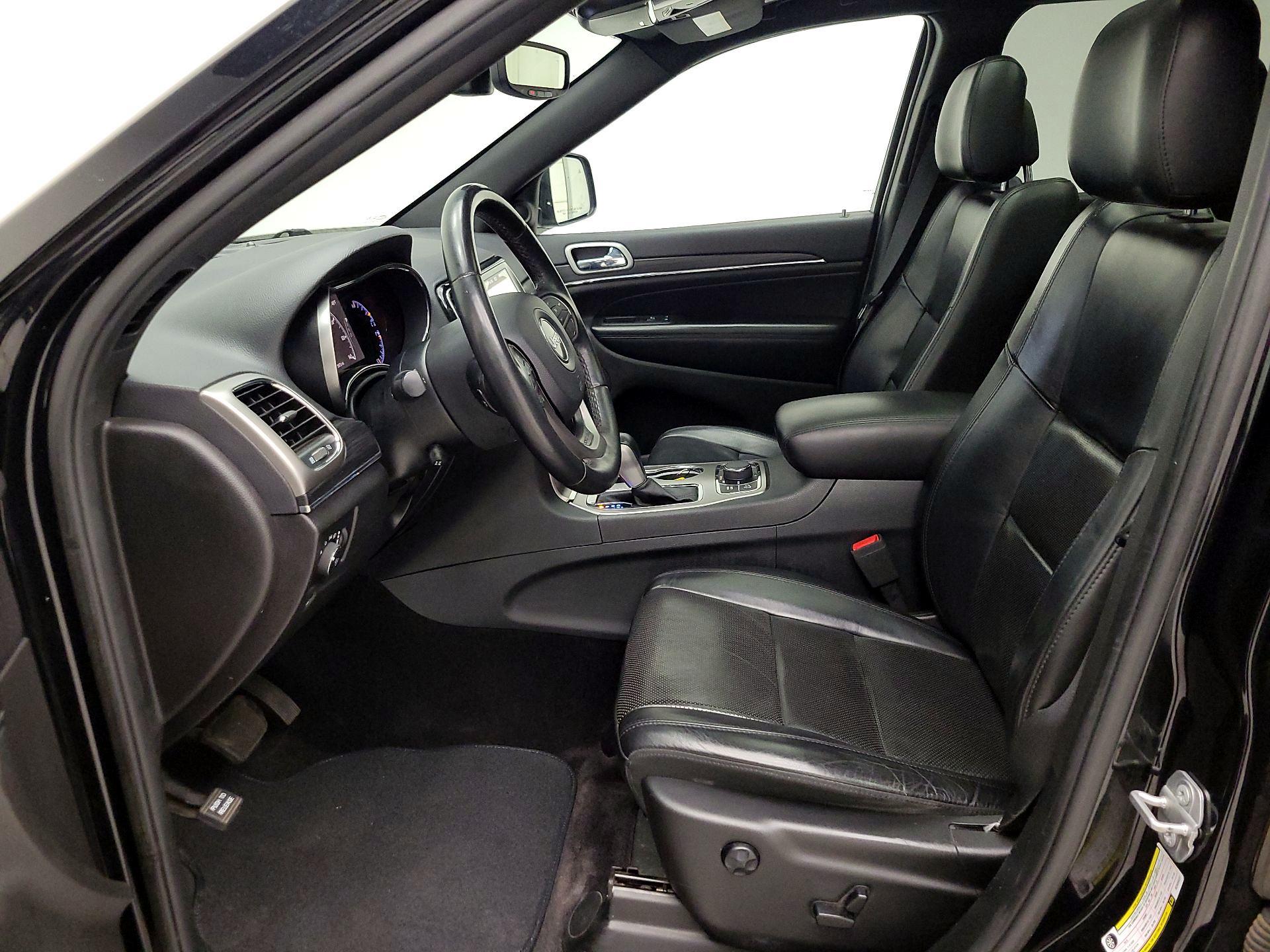 Thumbnail: 2019 Jeep Grand Cherokee - 11