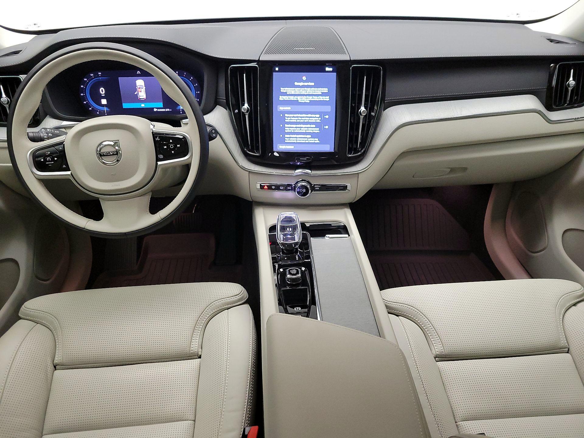 Thumbnail: 2025 Volvo XC60 - 9