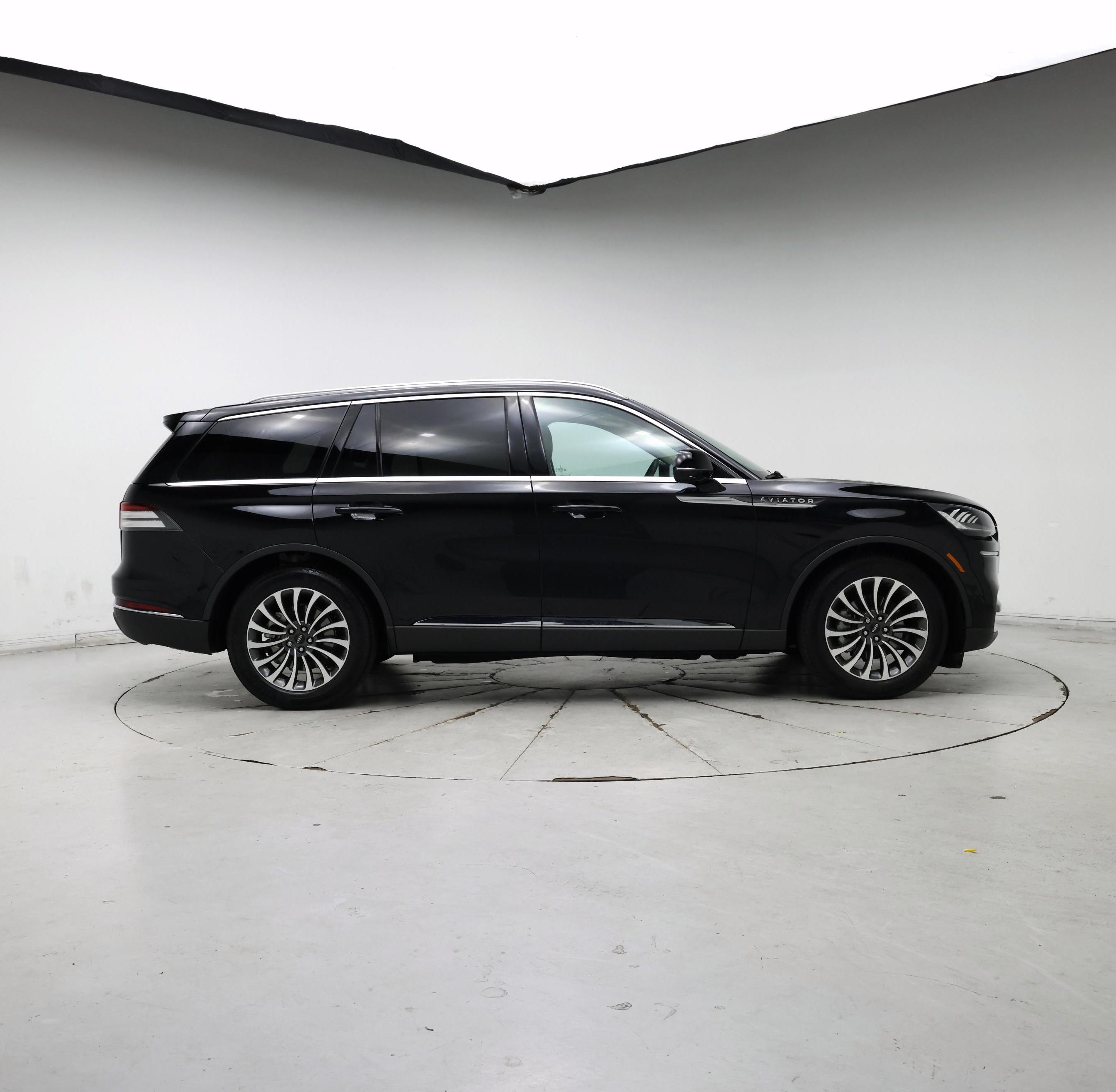 Thumbnail: 2023 Lincoln Aviator - 7