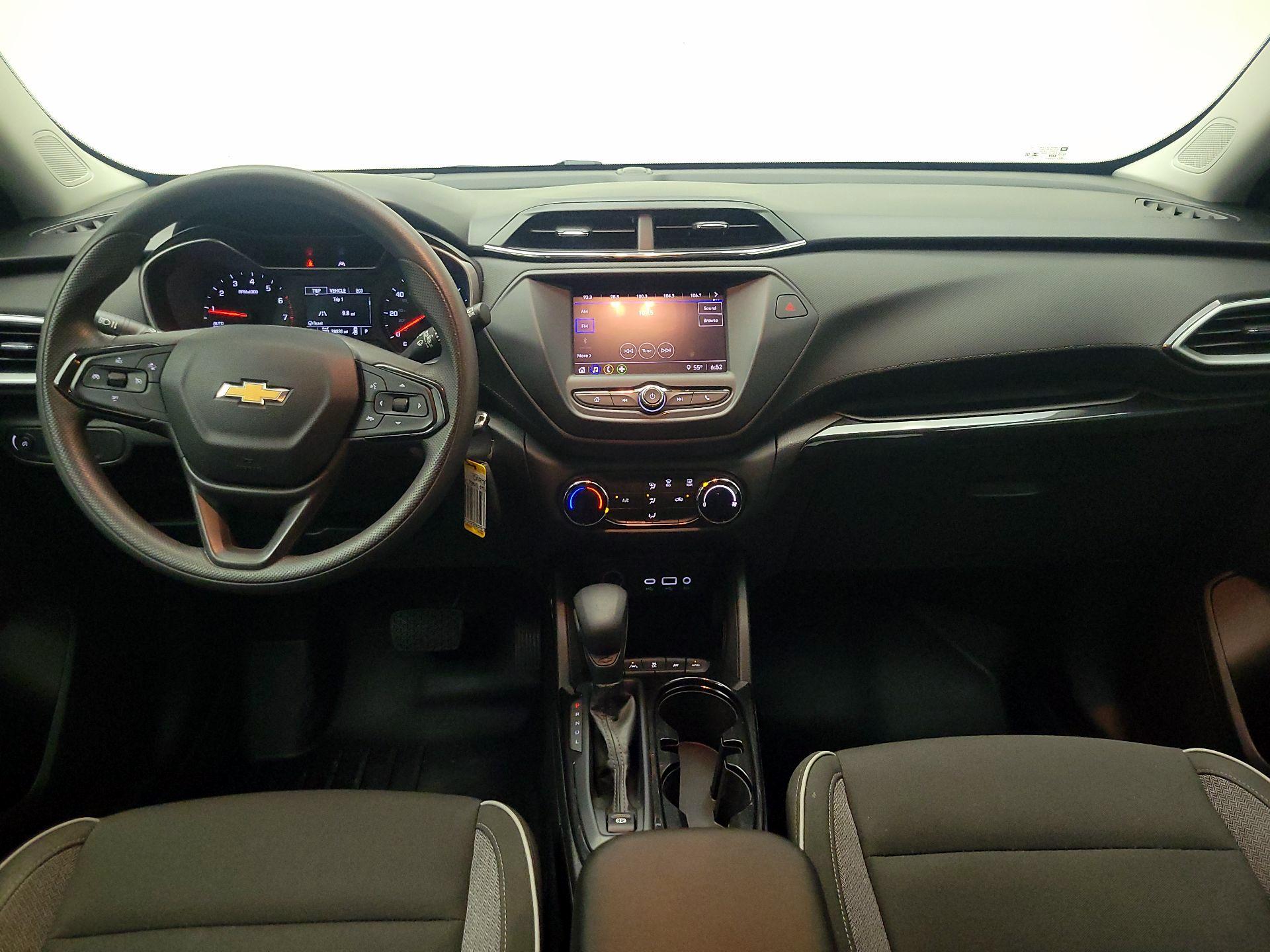 Thumbnail: 2021 Chevrolet TrailBlazer - 9