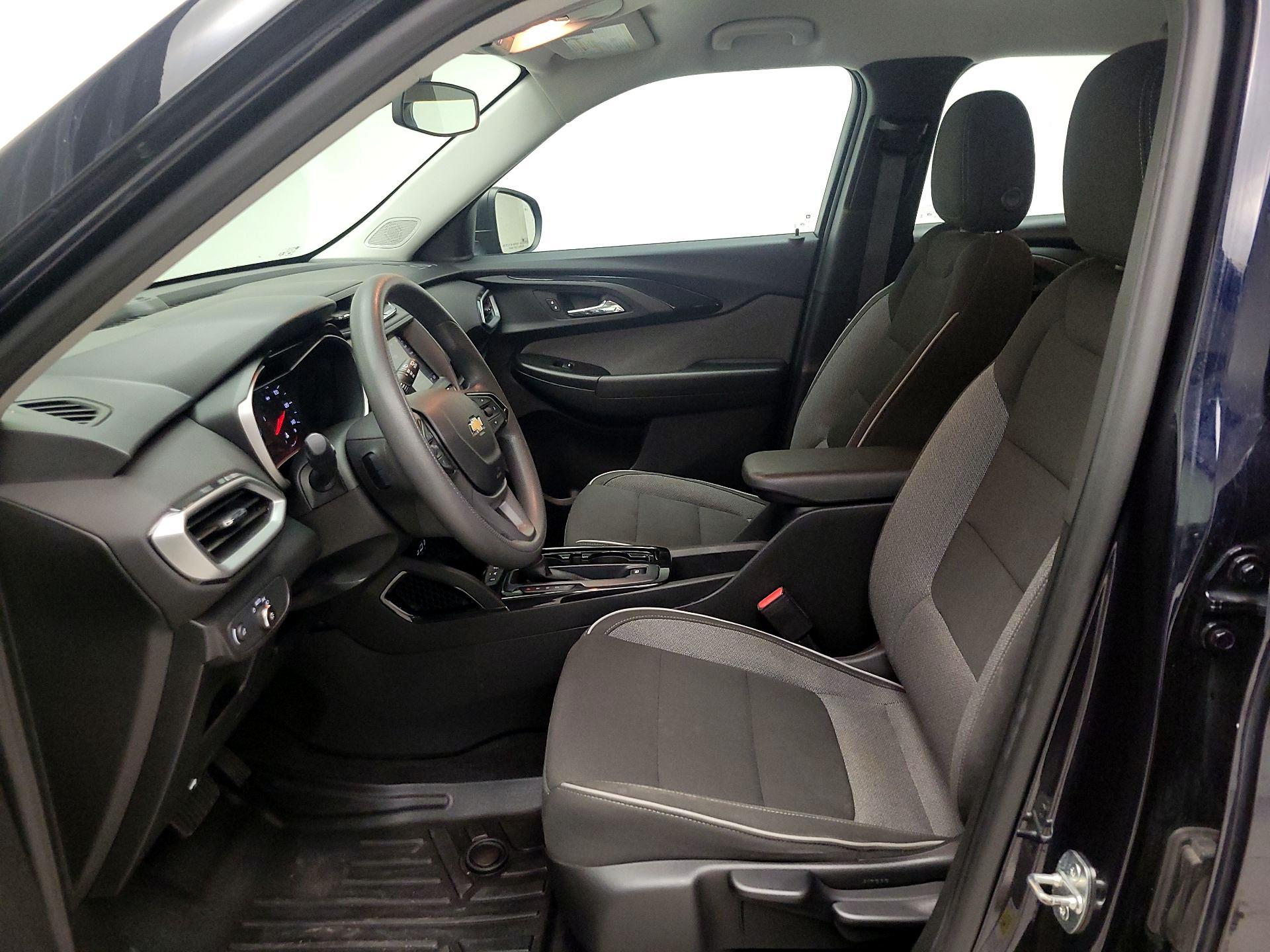 Thumbnail: 2021 Chevrolet TrailBlazer - 11