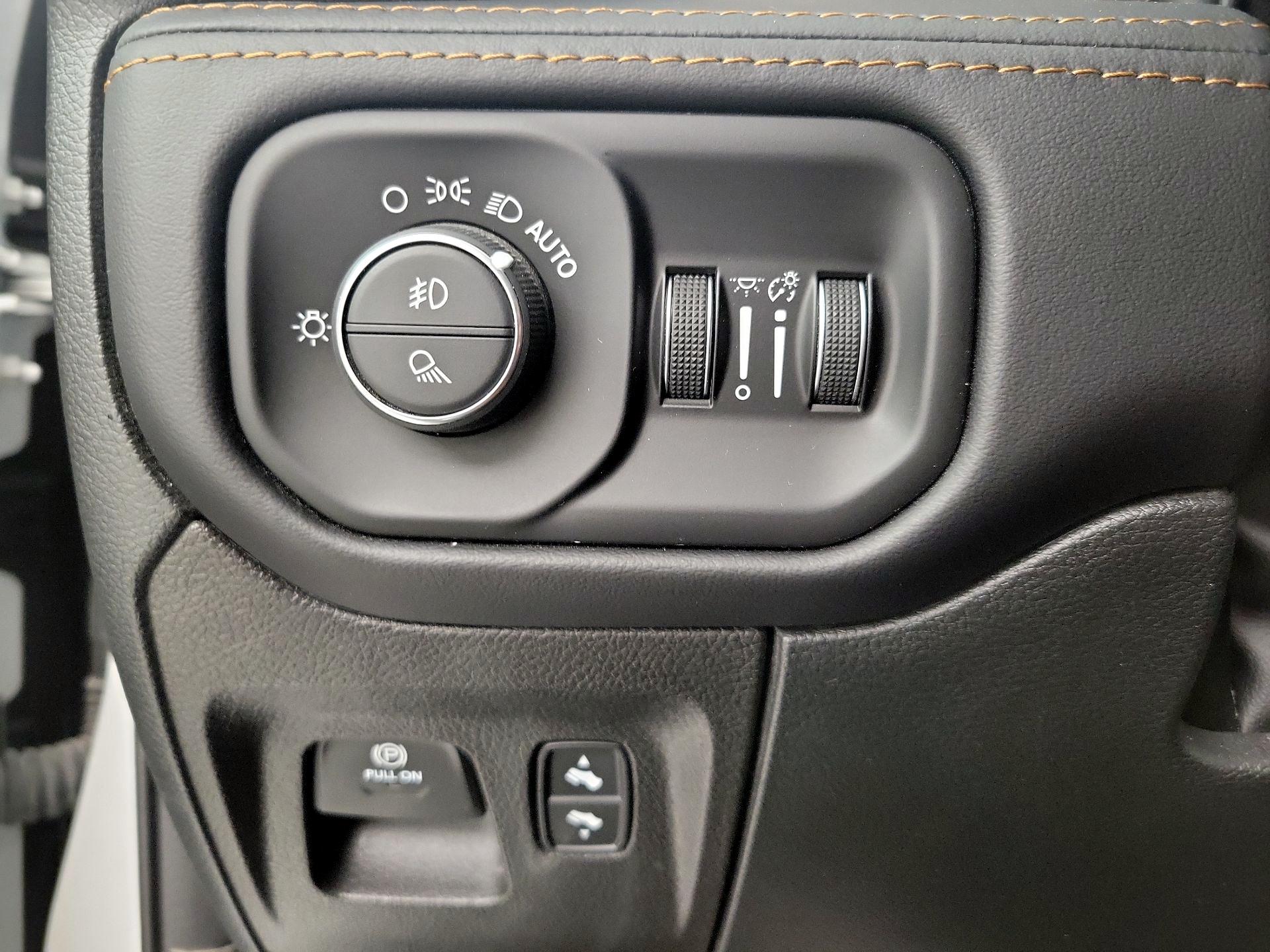 Thumbnail: 2022 RAM 1500 - 13