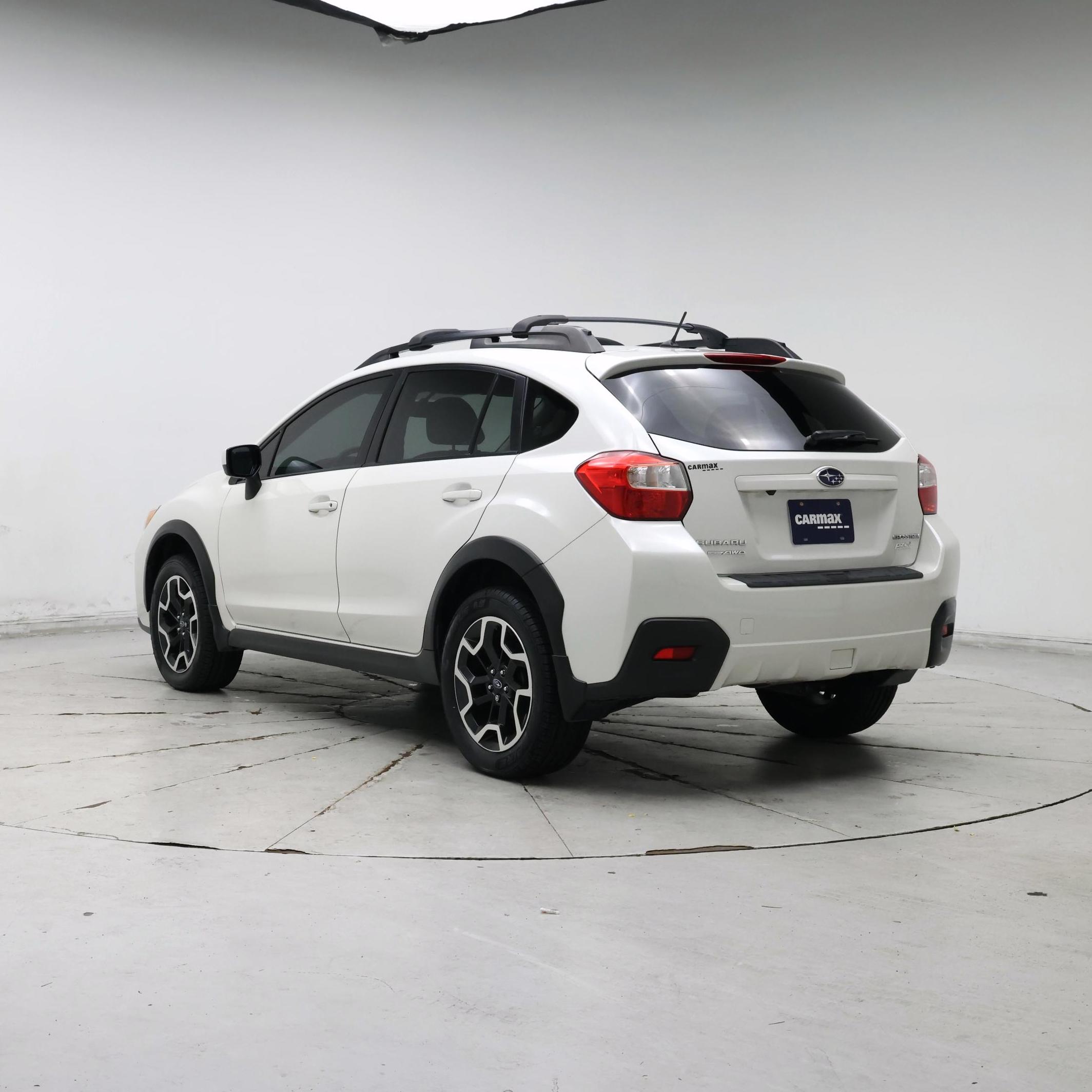 Thumbnail: 2017 Subaru Crosstrek - 2
