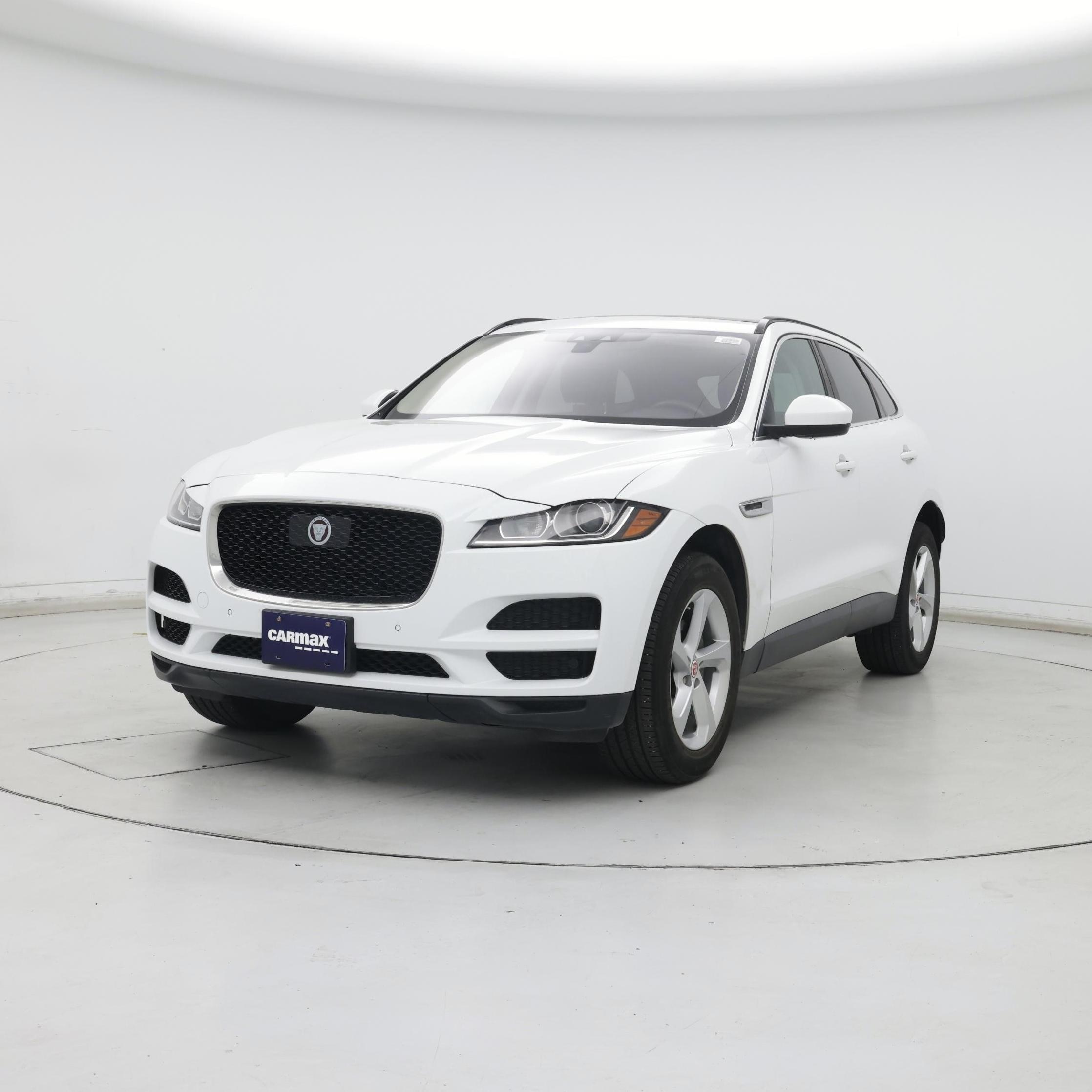 Thumbnail: 2019 Jaguar F-Pace - 4