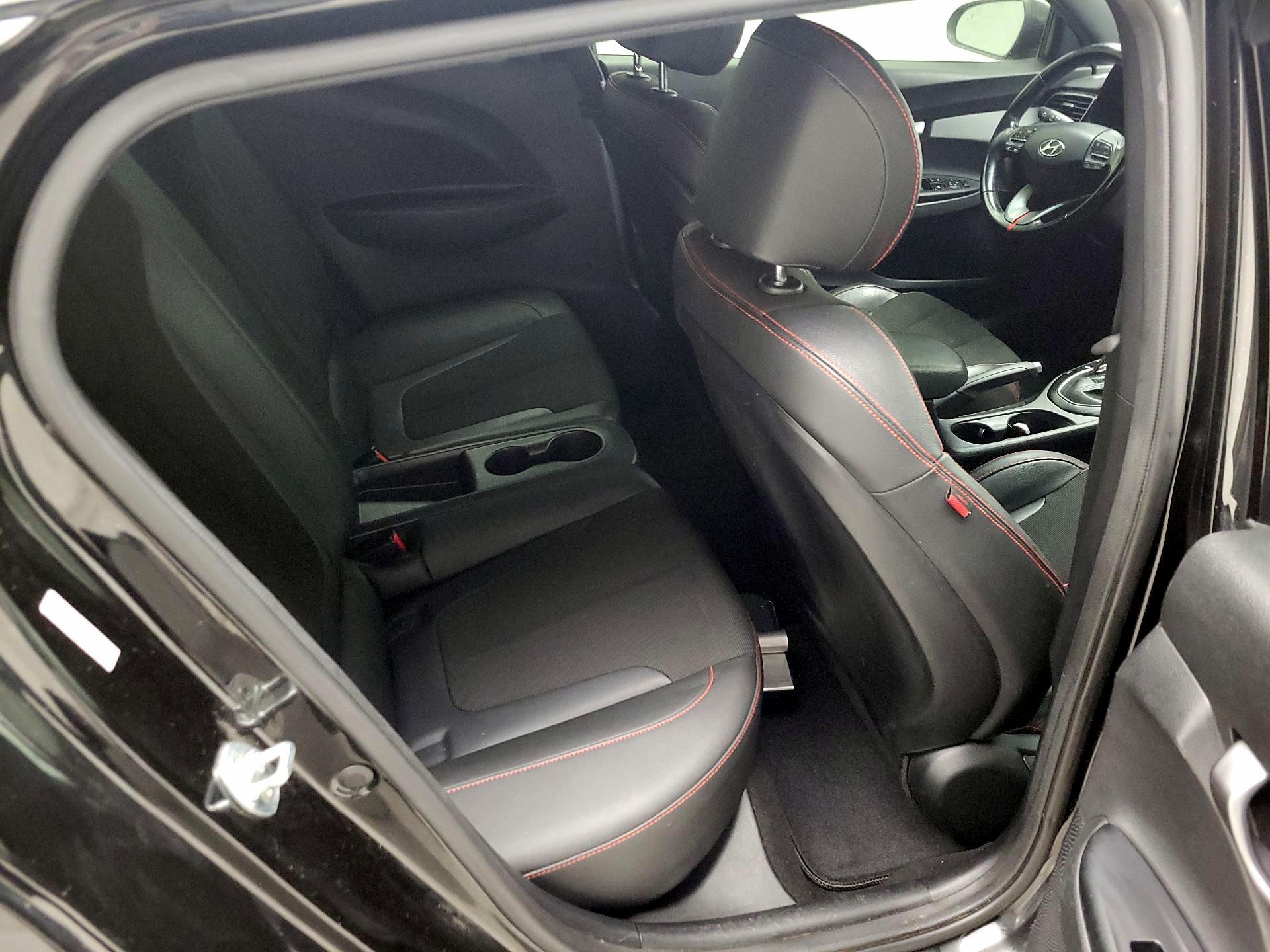 Thumbnail: 2019 Hyundai Veloster - 19