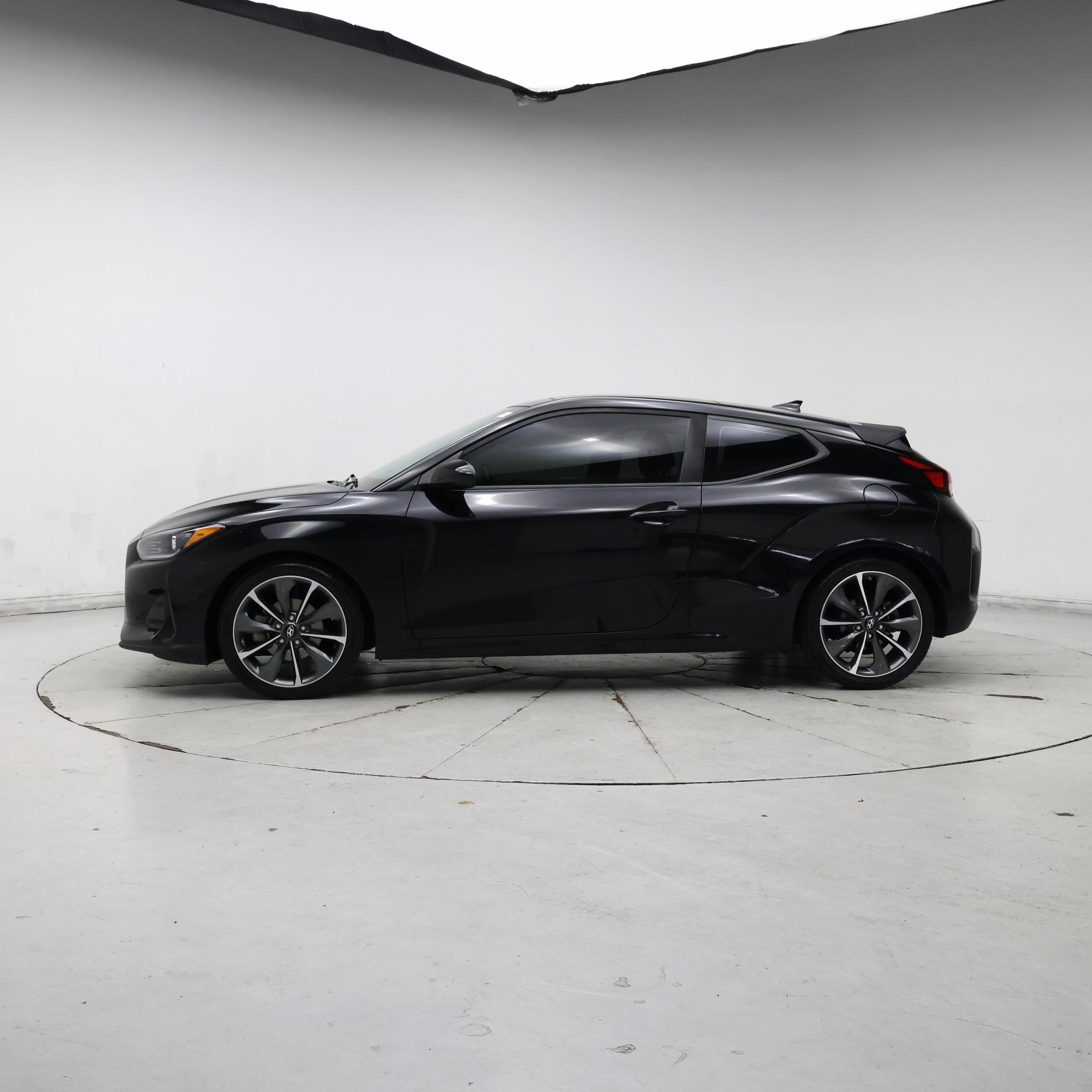 Thumbnail: 2019 Hyundai Veloster - 3