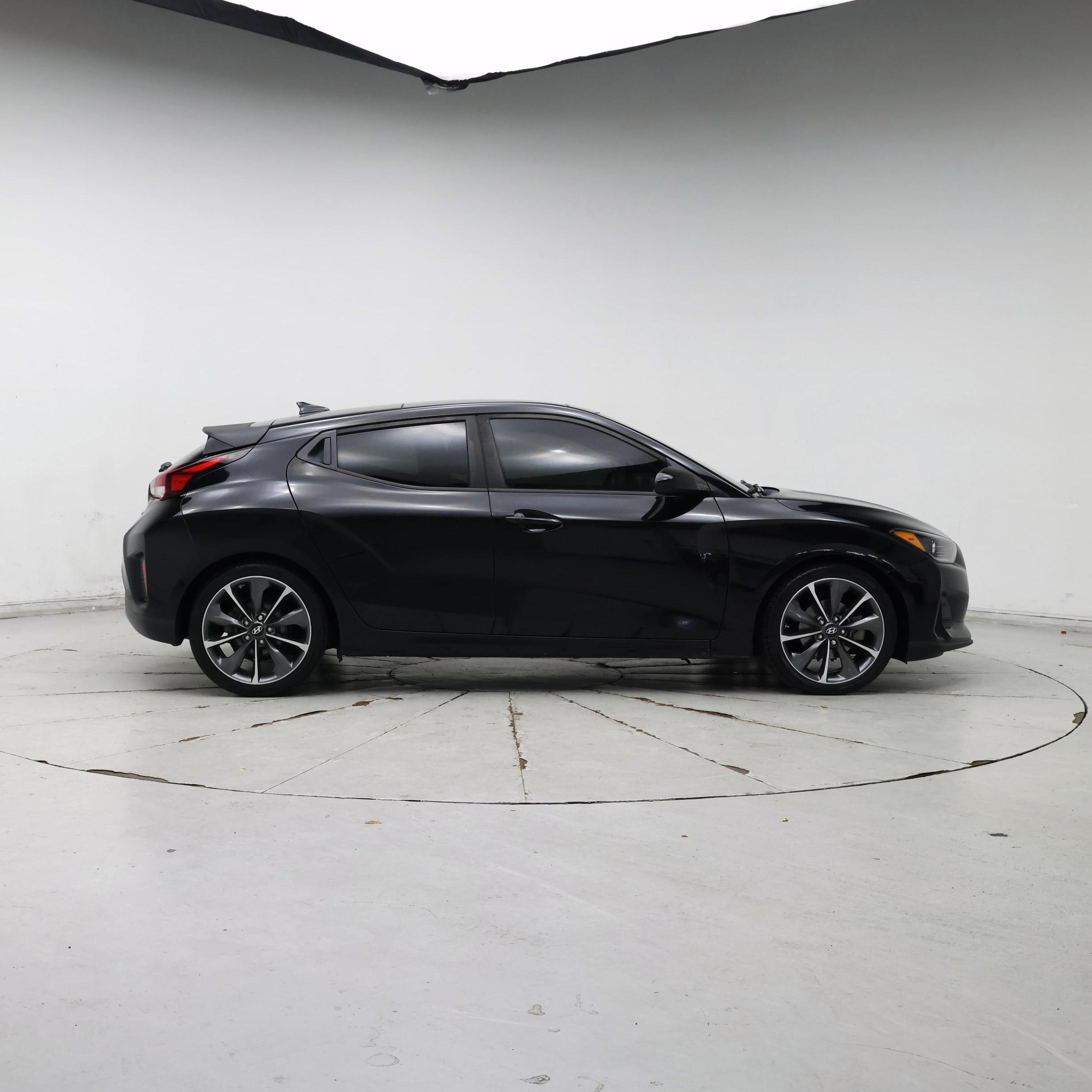 Thumbnail: 2019 Hyundai Veloster - 7
