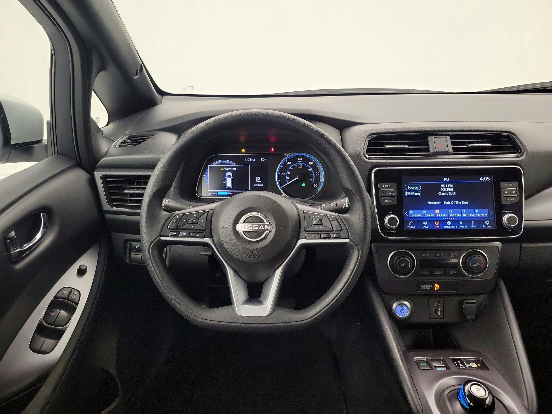 Thumbnail: 2025 Nissan Leaf - 10