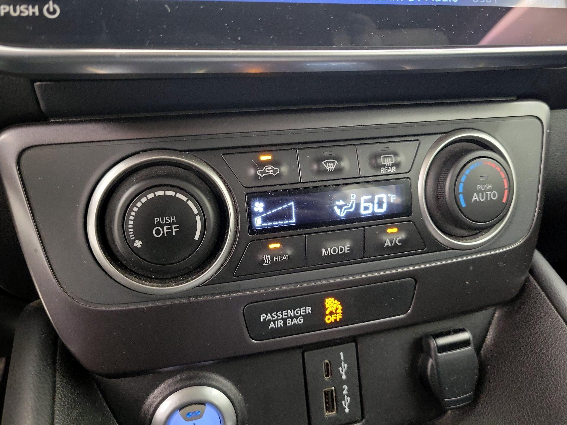 Thumbnail: 2025 Nissan Leaf - 16