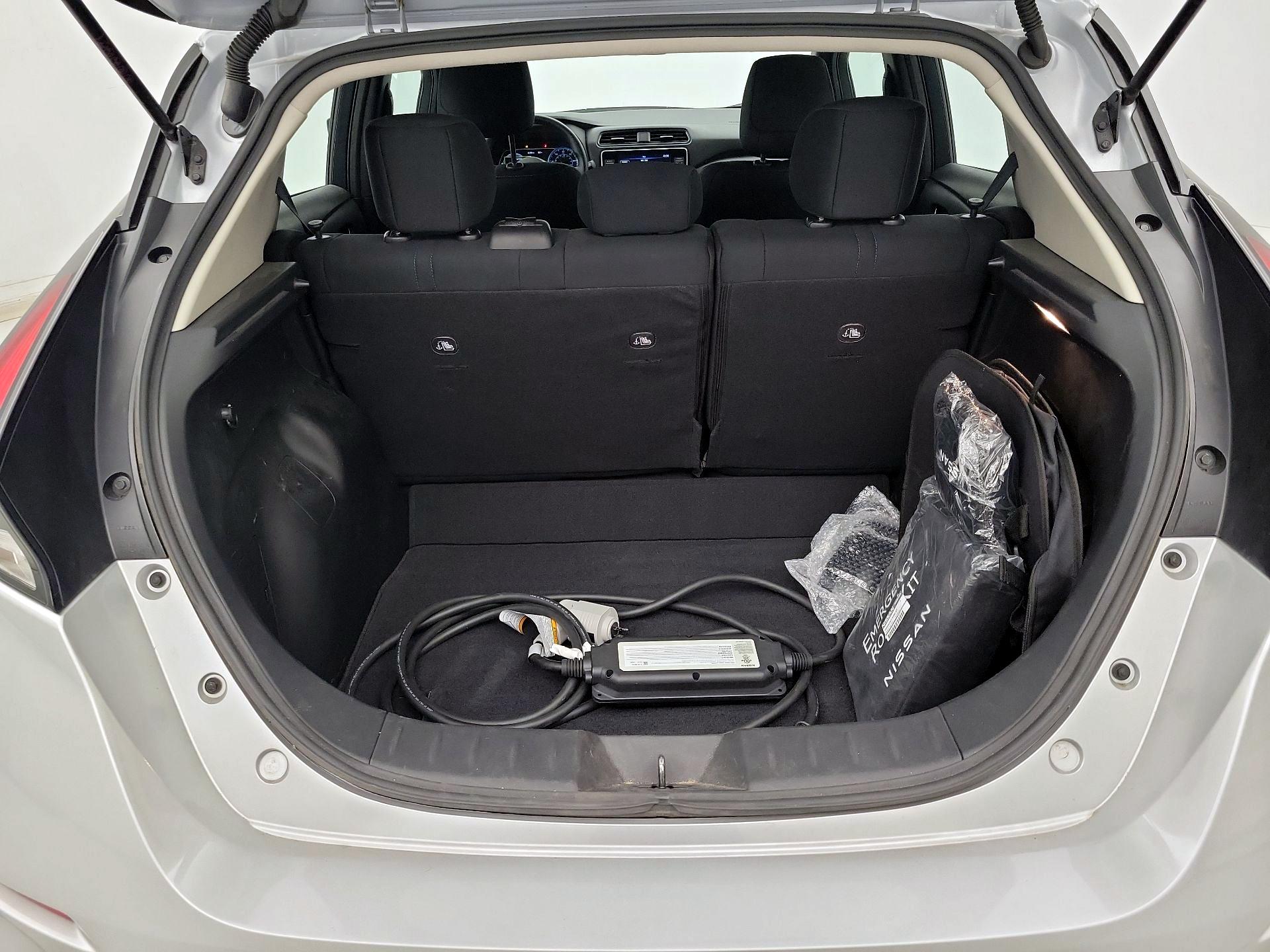 Thumbnail: 2025 Nissan Leaf - 20