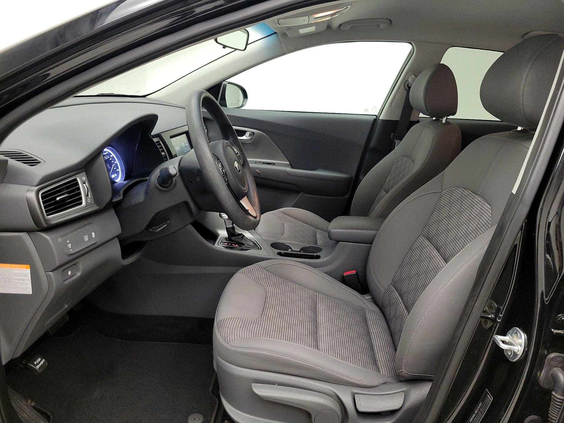 Thumbnail: 2019 Kia Niro - 11