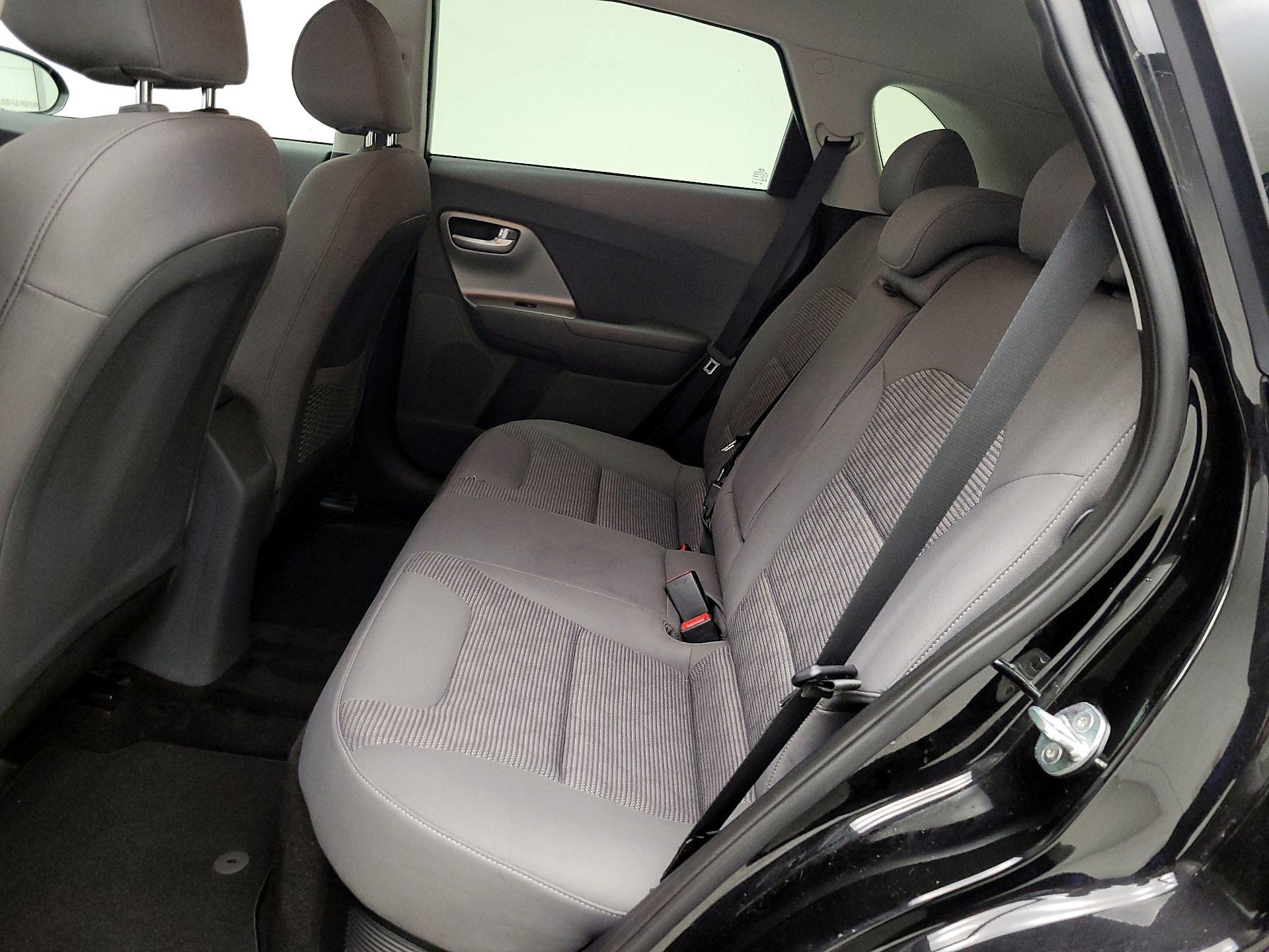 Thumbnail: 2019 Kia Niro - 19